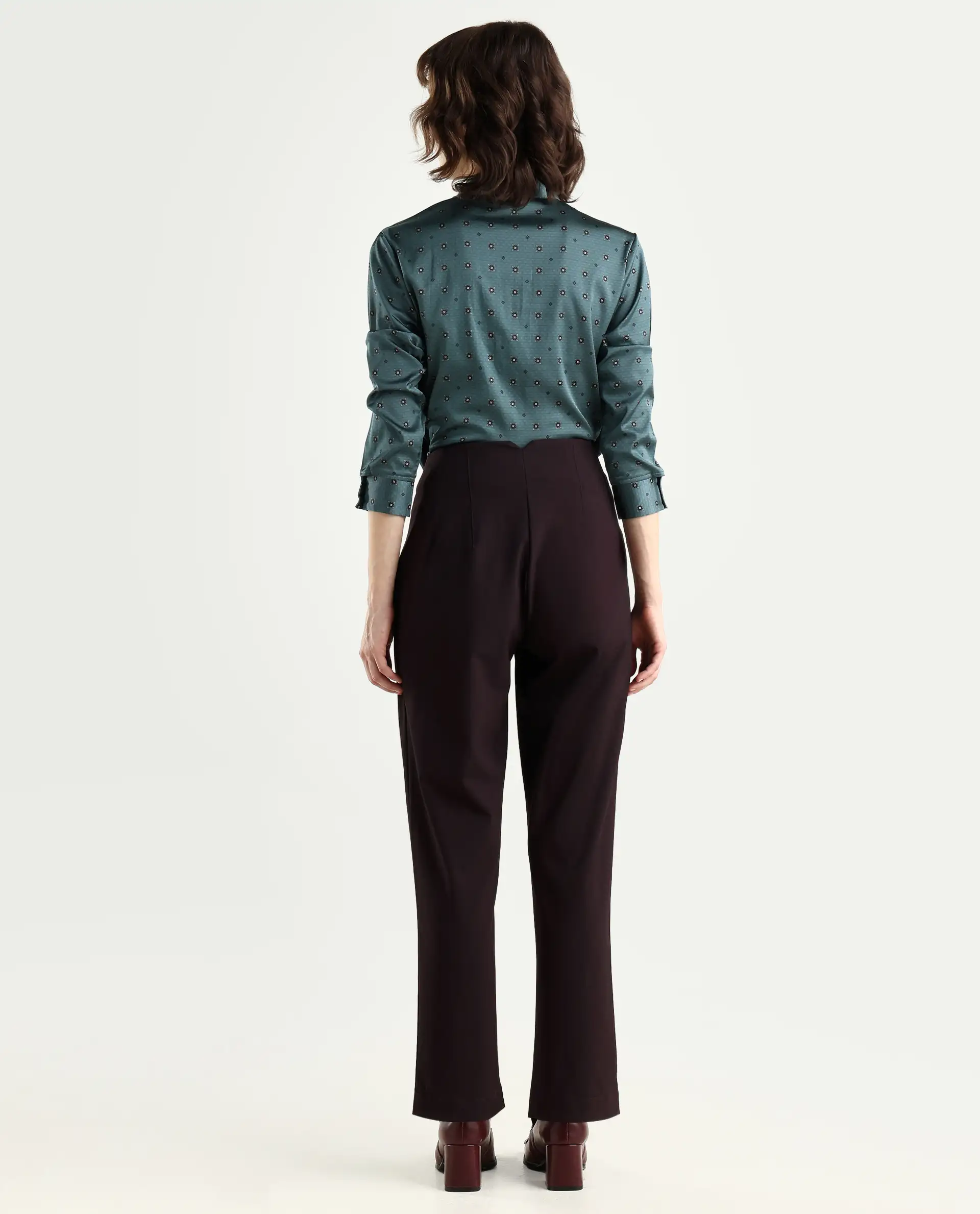 Rareism Women's Thompson Maroon Cotton Plain Ankle Length Tapered Trouser - Image 6