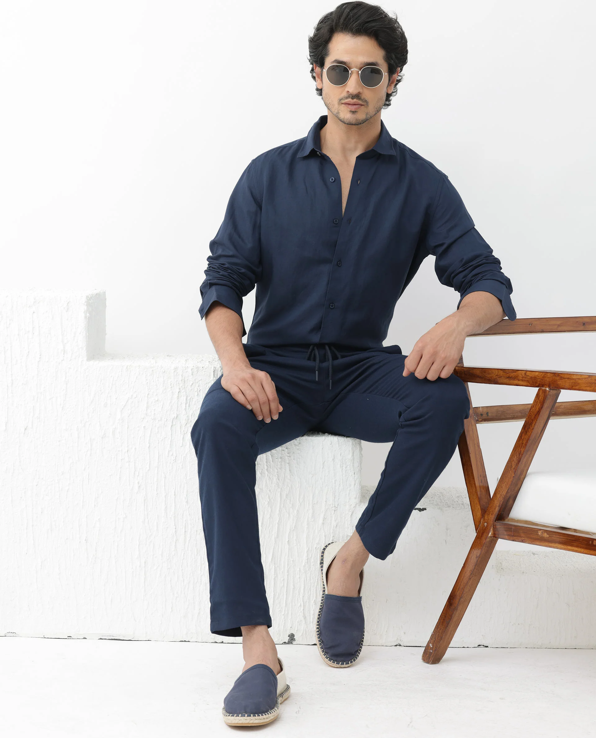 Rare Rabbit Men's Throna Navy Linen Blend Plain Regular Fit Full Sleeve Collared Shirt - Image 2