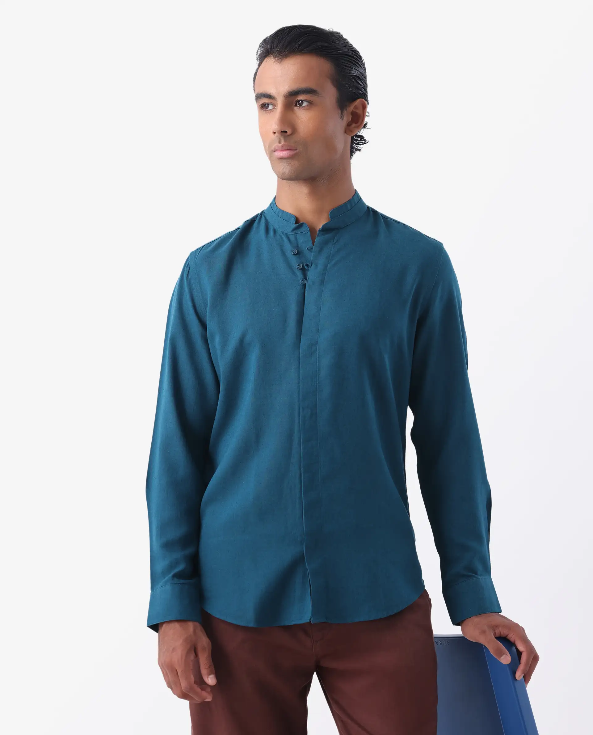 Rare Rabbit Men's Throne Ls-25 Teal Linen Blend Plain Regular Fit Full Sleeve Mandarin Collar Shirt - Image 8