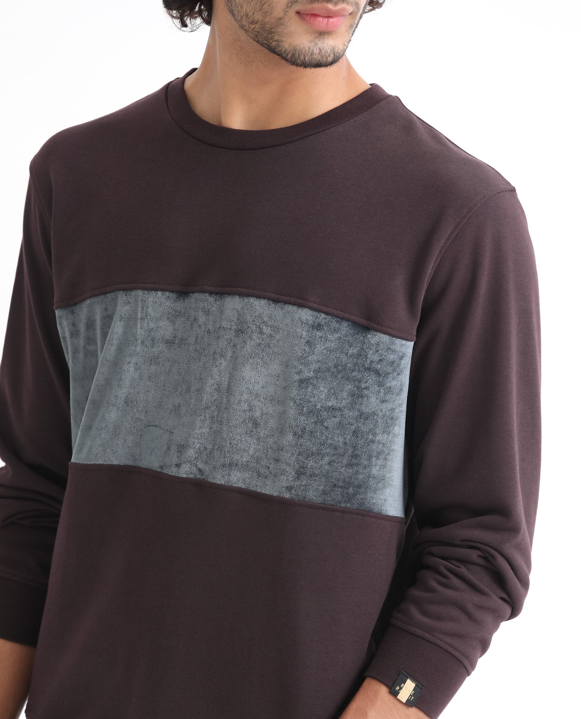 Rare Rabbit Men's Tide Maroon Velvet Ombre Regular Fit Full Sleeve Crew Neck Sweatshirt - Image 2