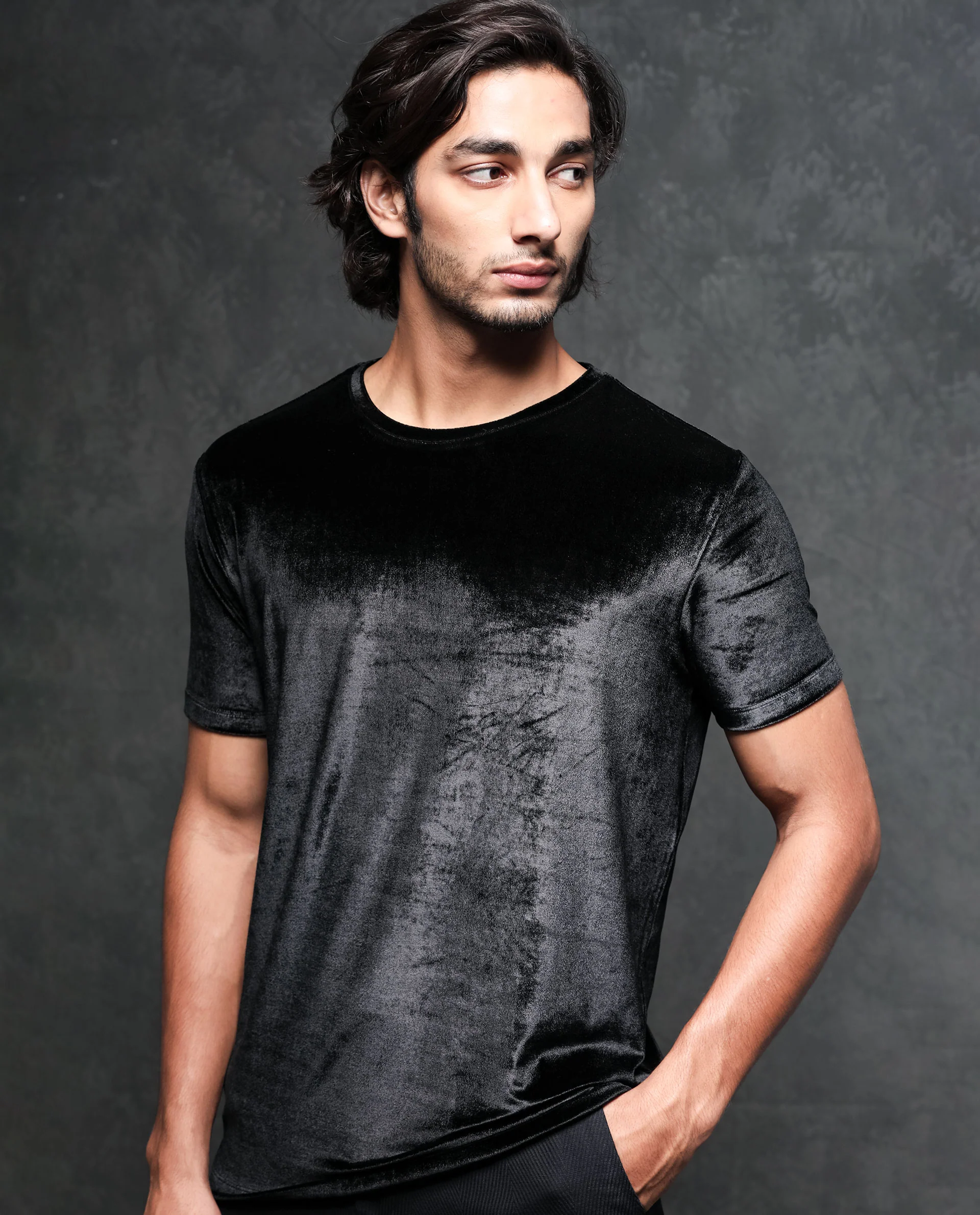 Rare Rabbit Men's Timo Black Velvet Plain Slim Fit Half Sleeve Crew Neck T-Shirt - Image 4