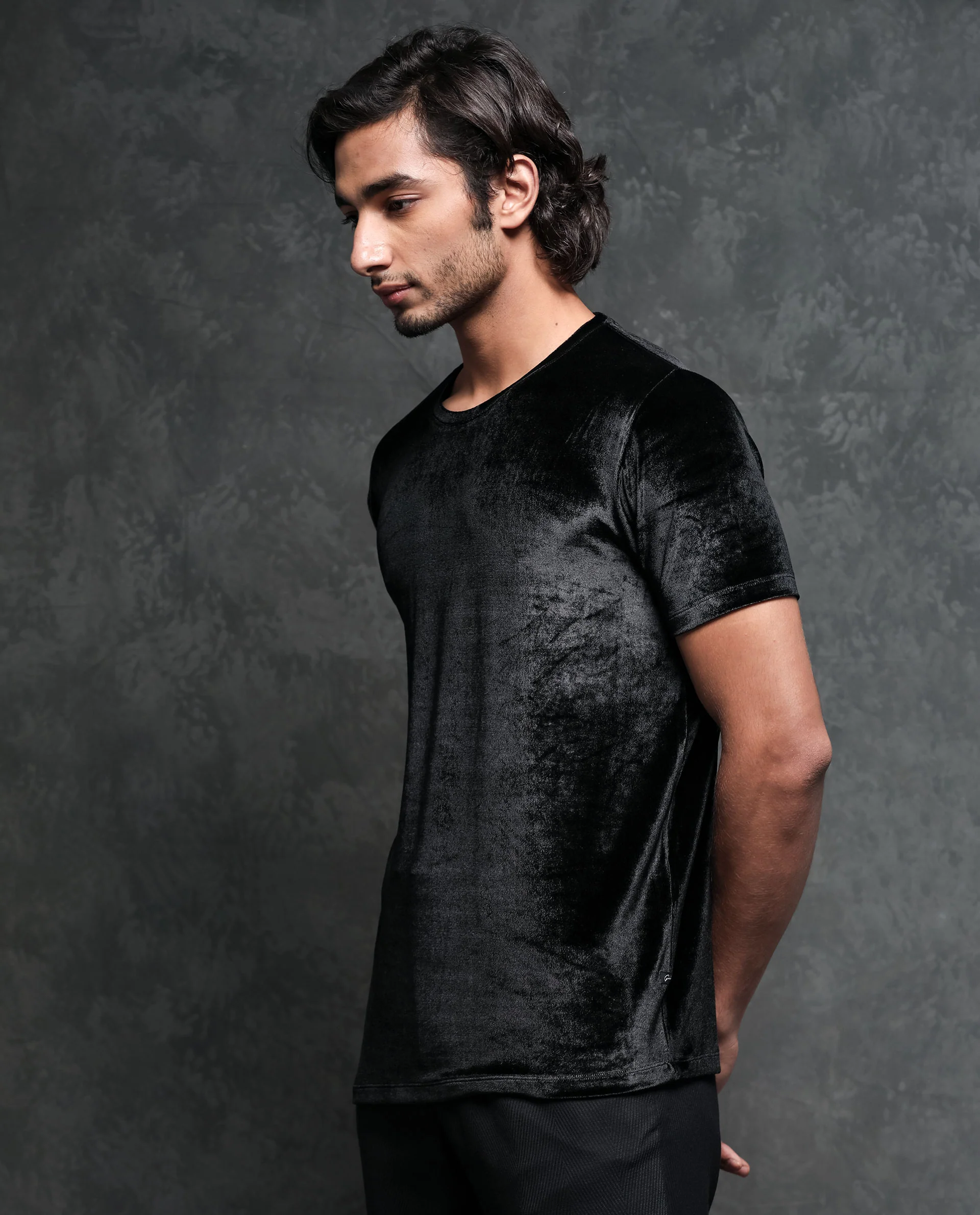 Rare Rabbit Men's Timo Black Velvet Plain Slim Fit Half Sleeve Crew Neck T-Shirt - Image 6