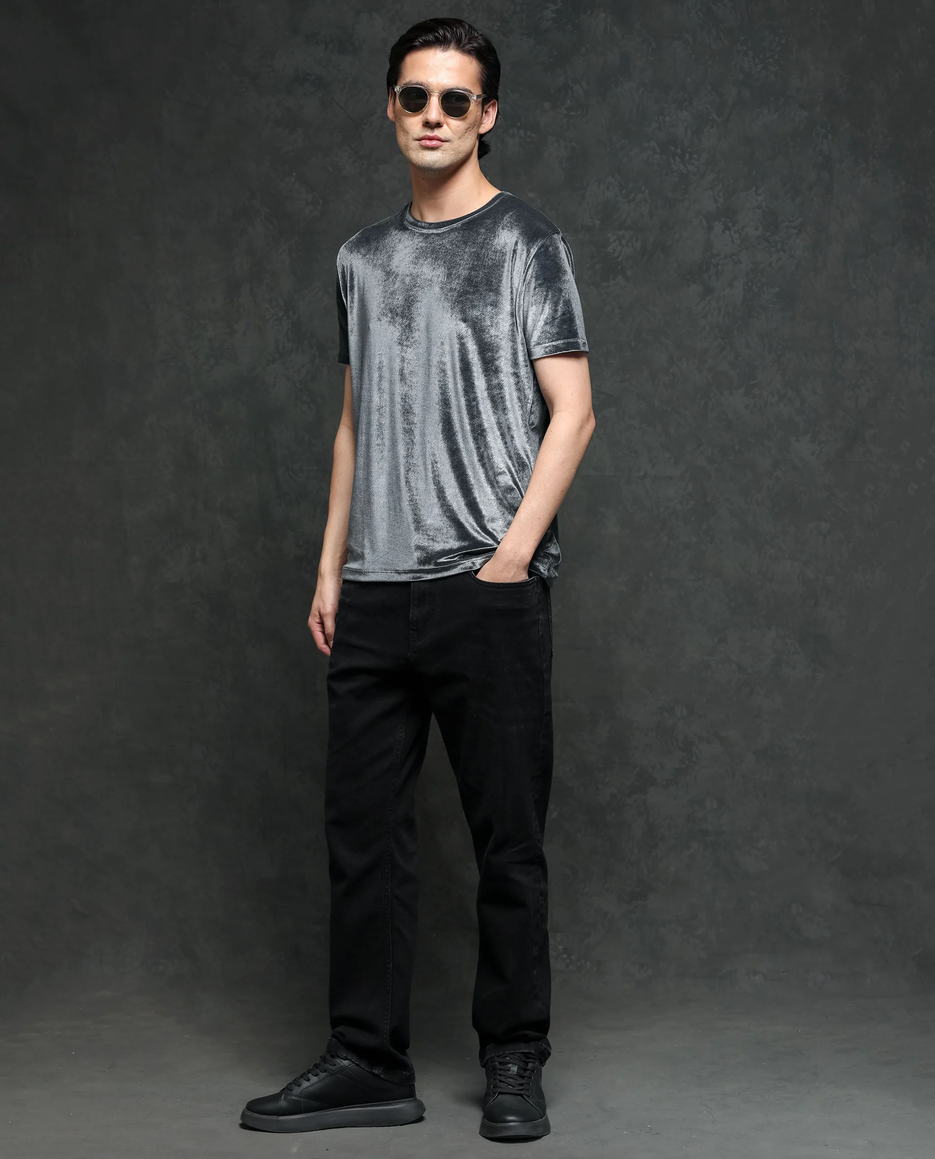 Rare Rabbit Men's Timo Grey Velvet Plain Slim Fit Half Sleeve Crew Neck T-Shirt - Image 5