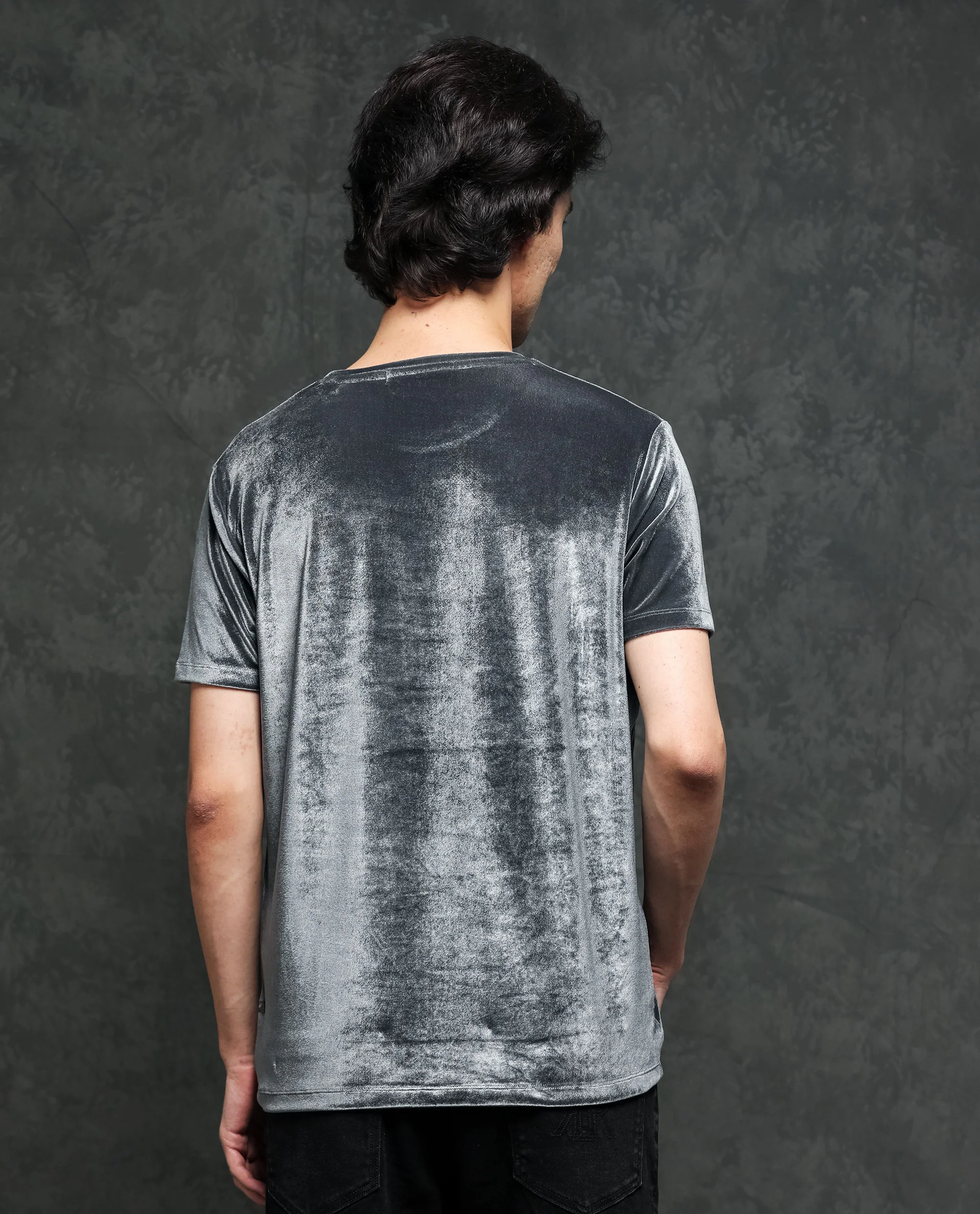 Rare Rabbit Men's Timo Grey Velvet Plain Slim Fit Half Sleeve Crew Neck T-Shirt - Image 9