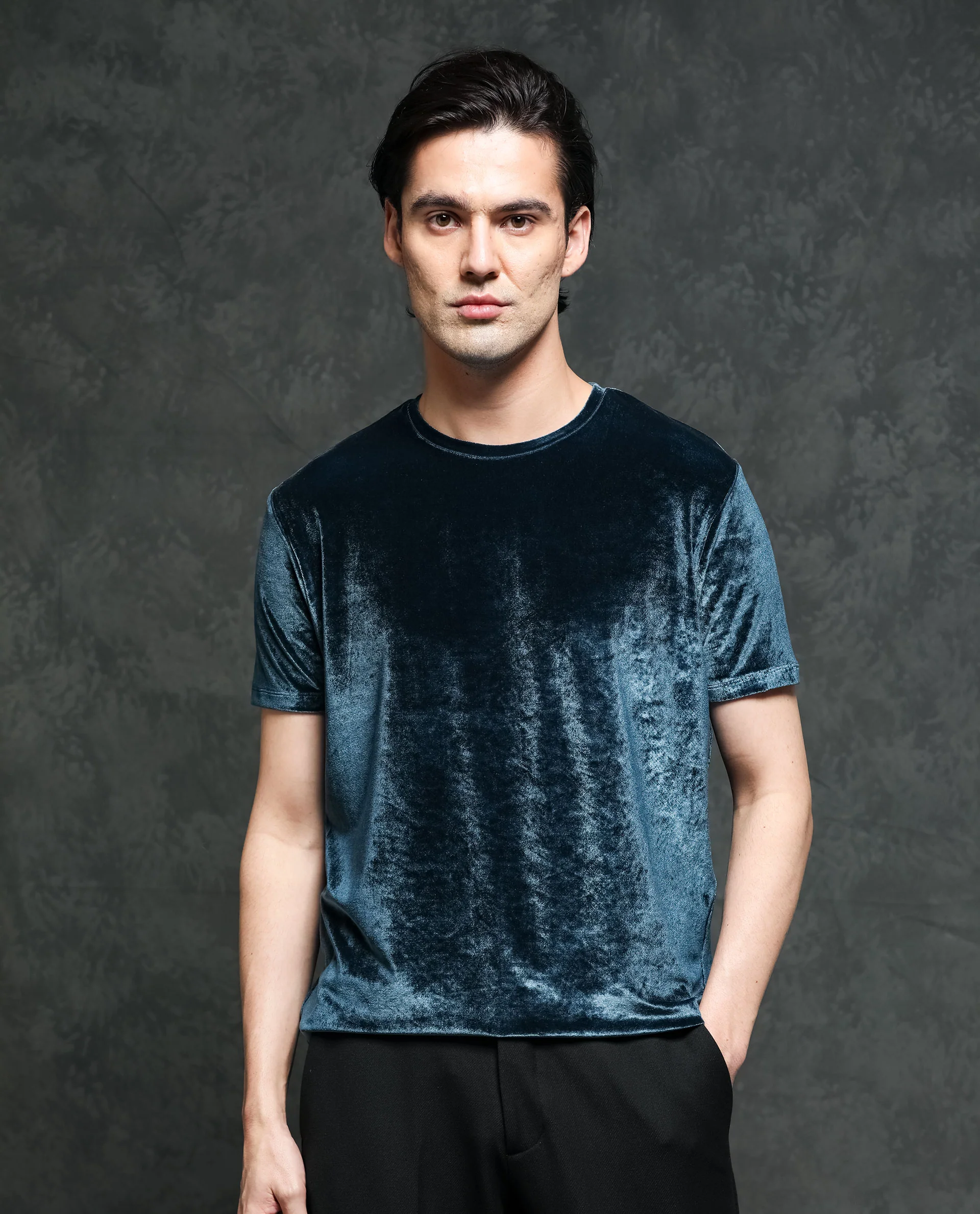 Rare Rabbit Men's Timo Teal Velvet Plain Slim Fit Half Sleeve Crew Neck T-Shirt - Image 2