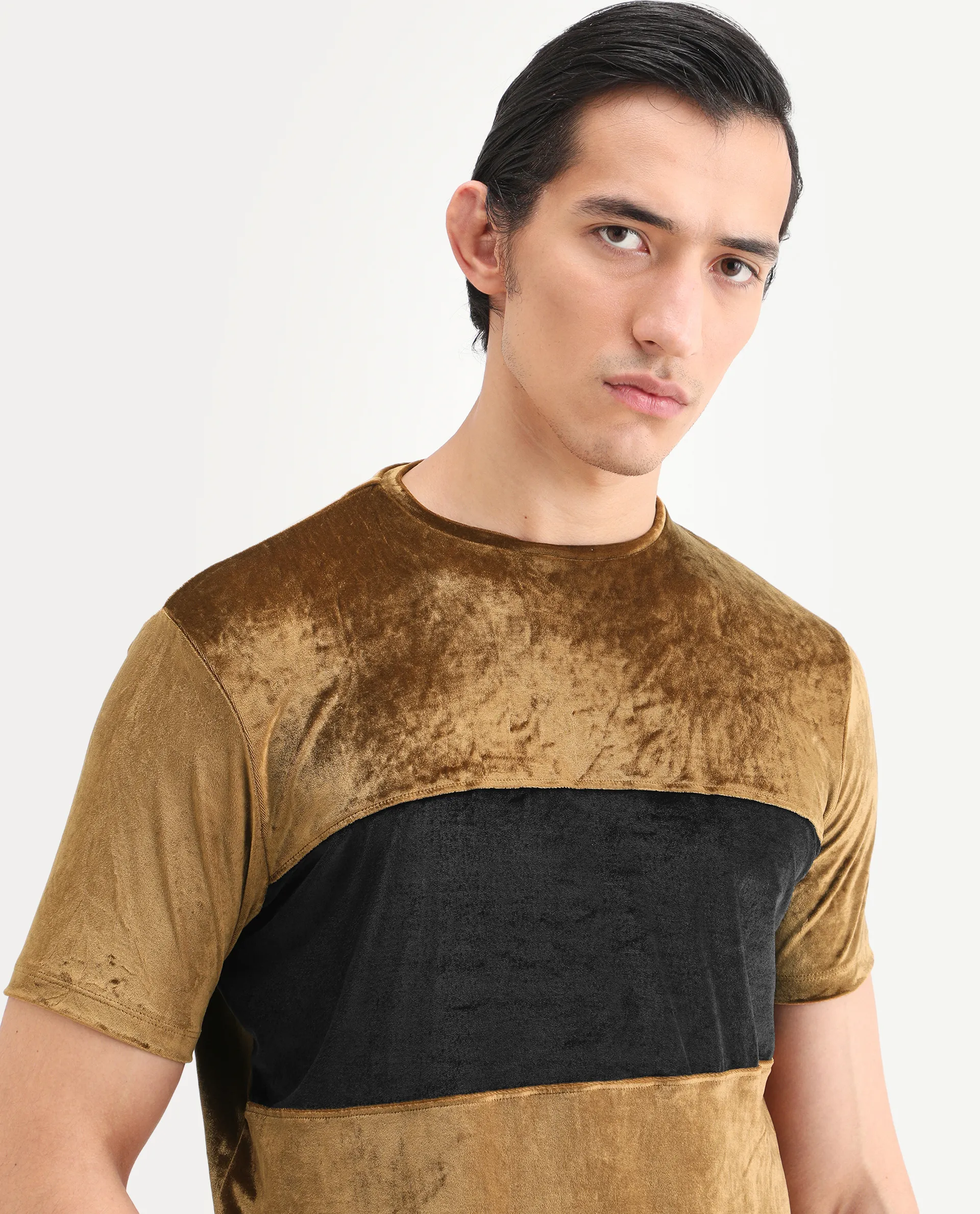 Rare Rabbit Men's Timos Mustard Velvet Ombre Slim Fit Half Sleeve Crew Neck T-Shirt - Image 4