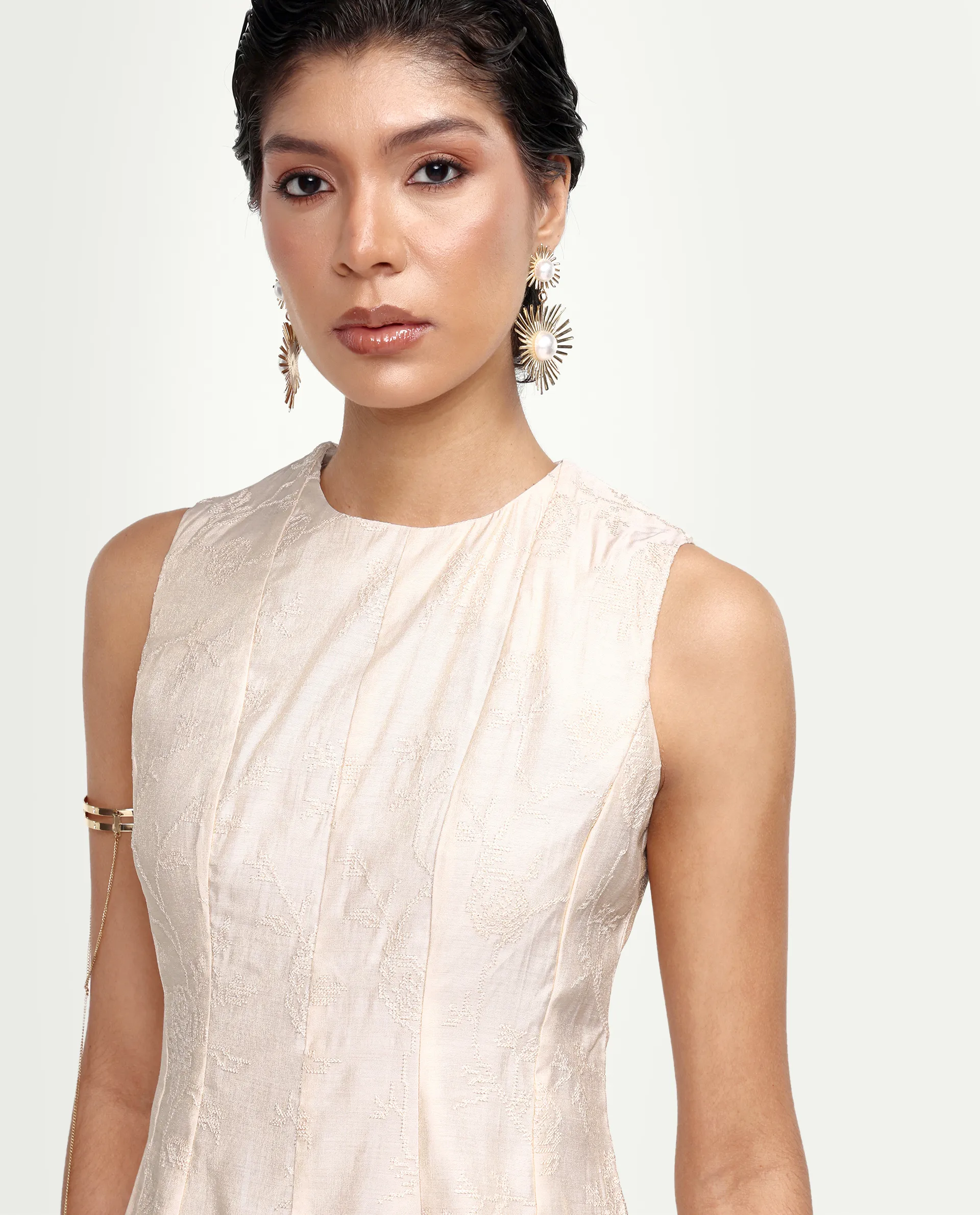 Rareism Women's Tish Pastel Beige Viscose Button And Zip Fit And Flare Plain Top - Image 4