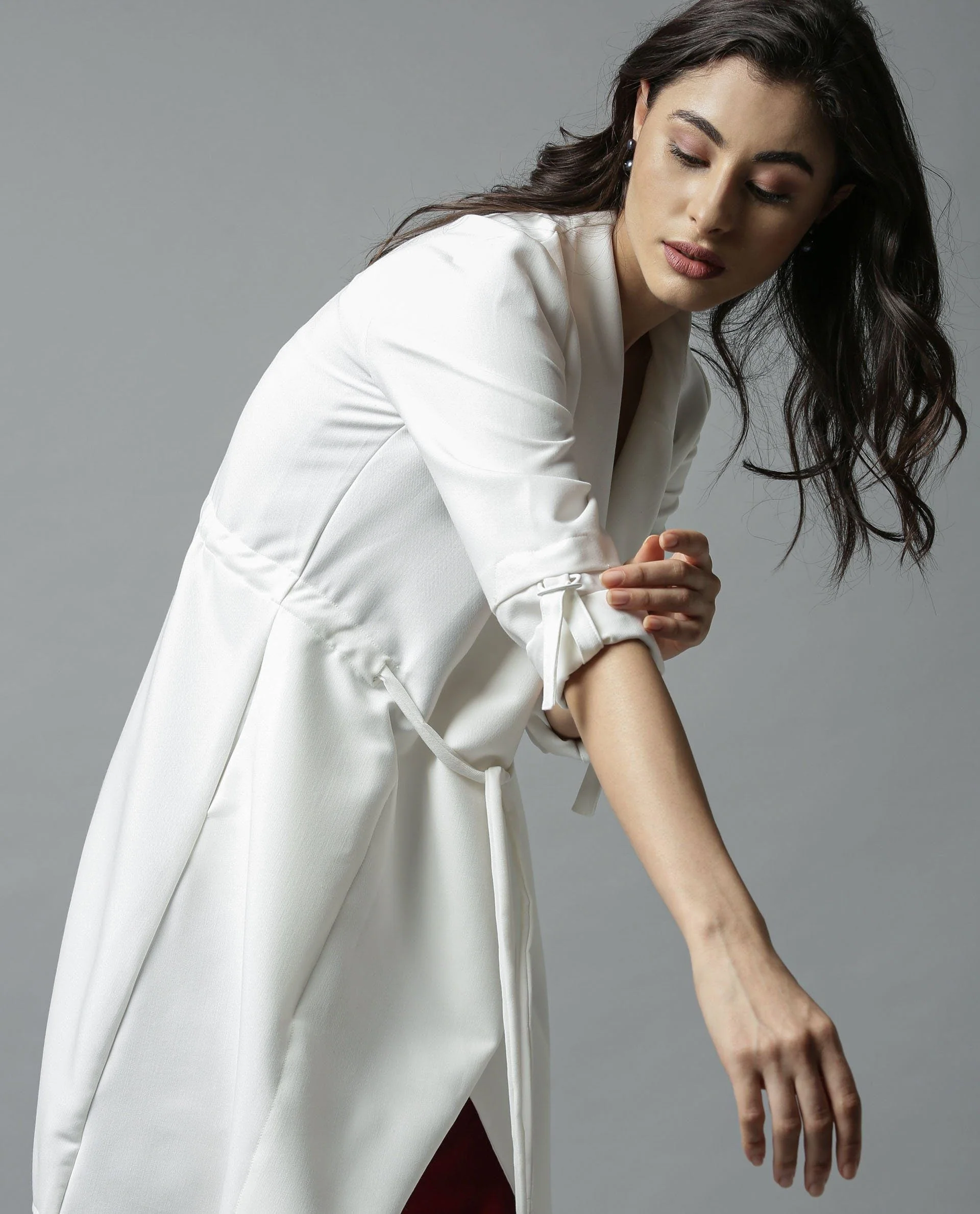 Rareism Women Tokyo White Overlayer Full Sleeves Solid - Image 4