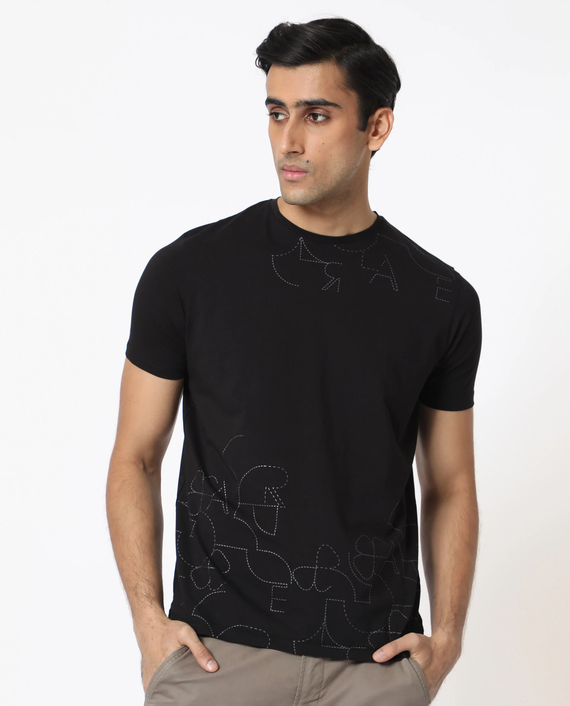 Rare Rabbit Men's Tona Black Velvet Plain Slim Fit Half Sleeve Crew Neck T-Shirt - Image 2