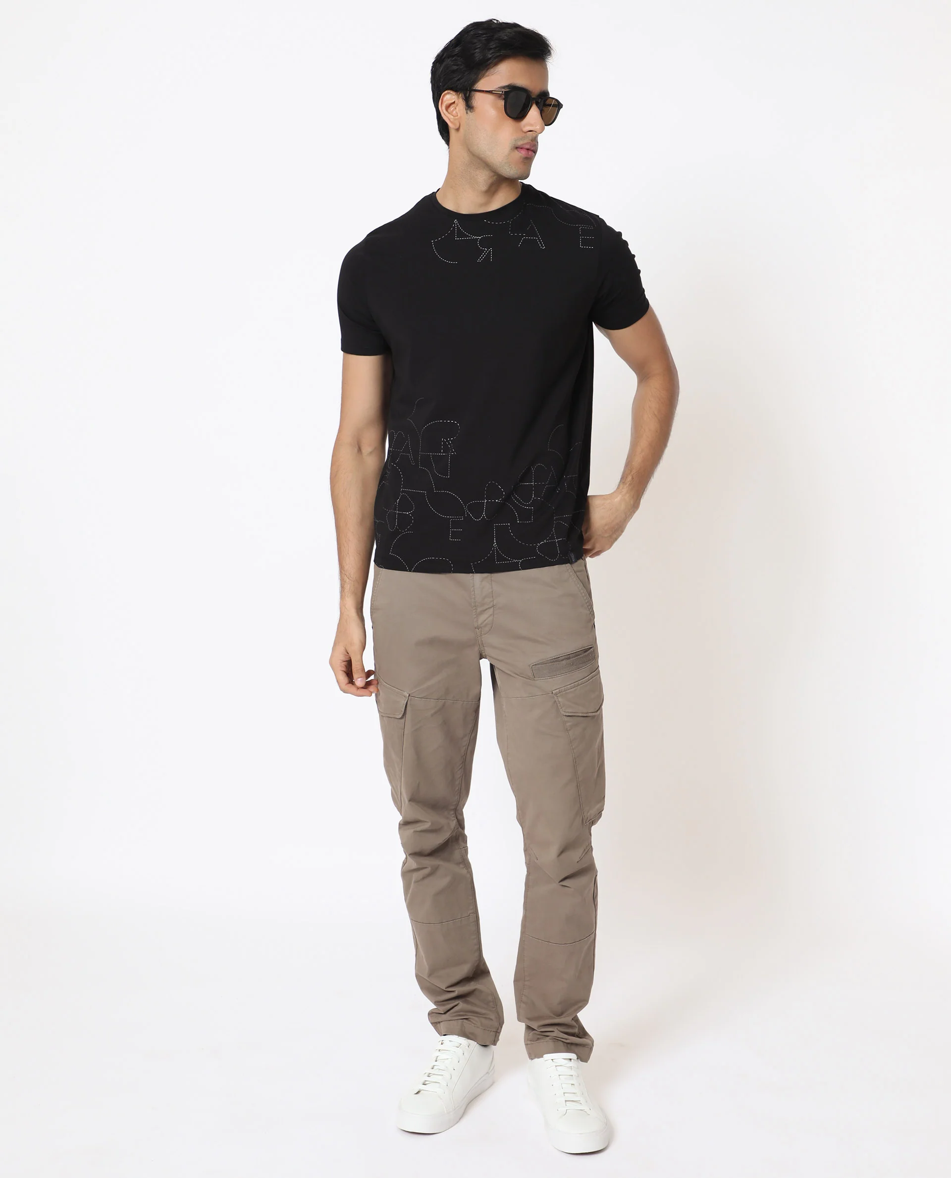 Rare Rabbit Men's Tona Black Velvet Plain Slim Fit Half Sleeve Crew Neck T-Shirt - Image 7