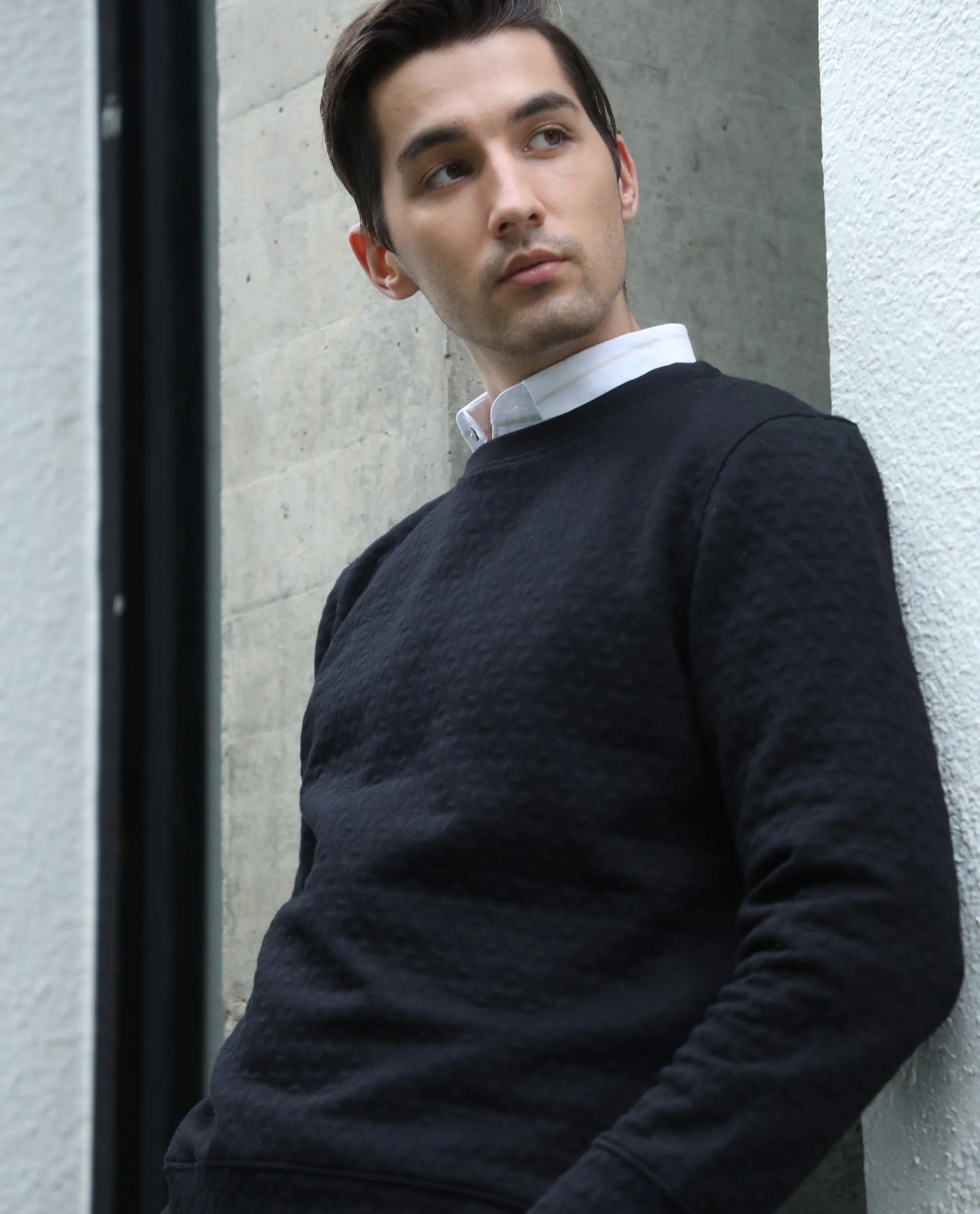 Rare Rabbit Men's Tony Black Cotton Plain Slim Fit Full Sleeve Crew Neck Sweatshirt