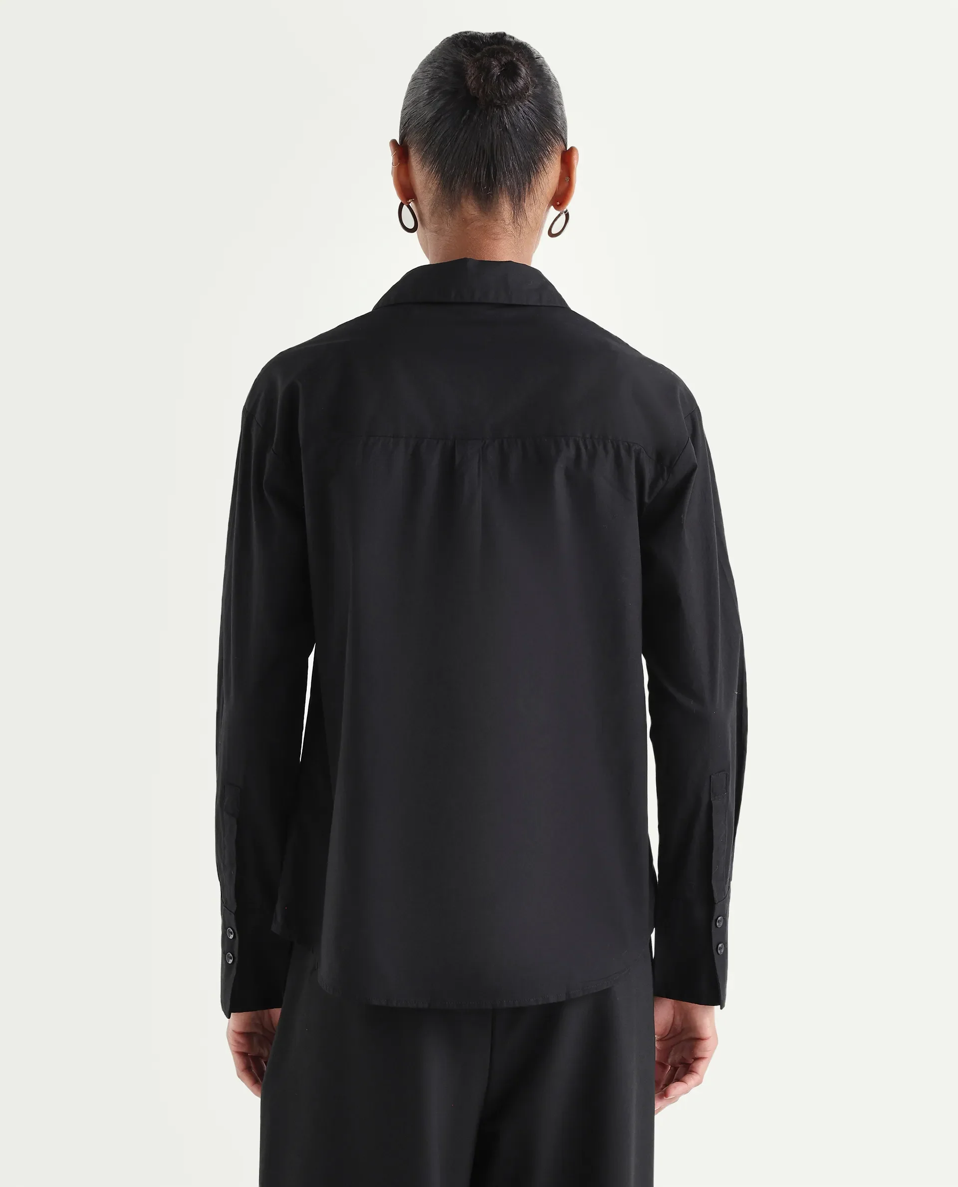 Rareism Women's Torim Black Cotton Spread Collar Button Regular Plain Shirt - Image 7