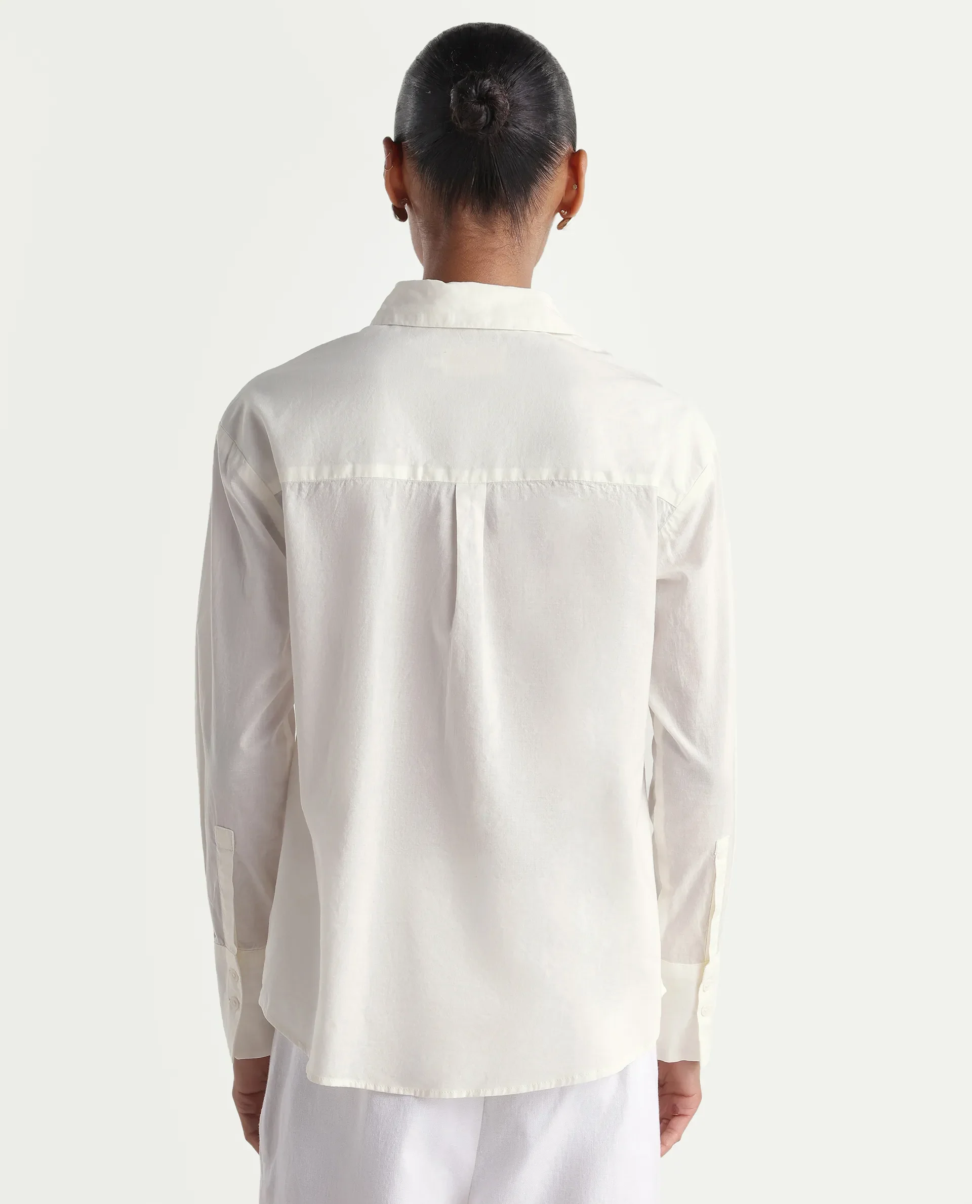 Rareism Women's Torim Light Off White Cotton Spread Collar Button Regular Plain Shirt - Image 7