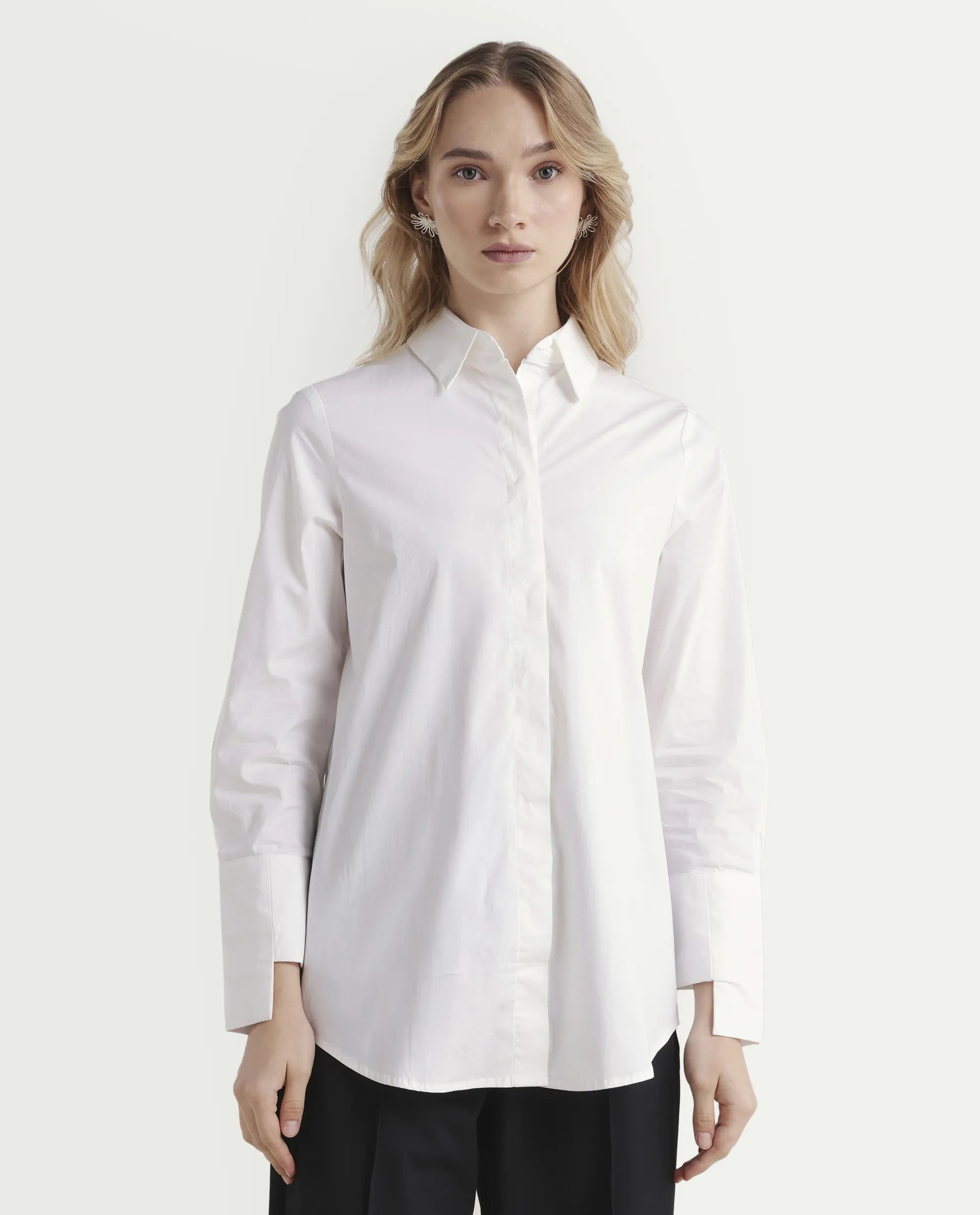 Rareism Women's Tottori White Drop Collar Plain Cuffed Sleeve Relaxed Fit Shirt - Image 3