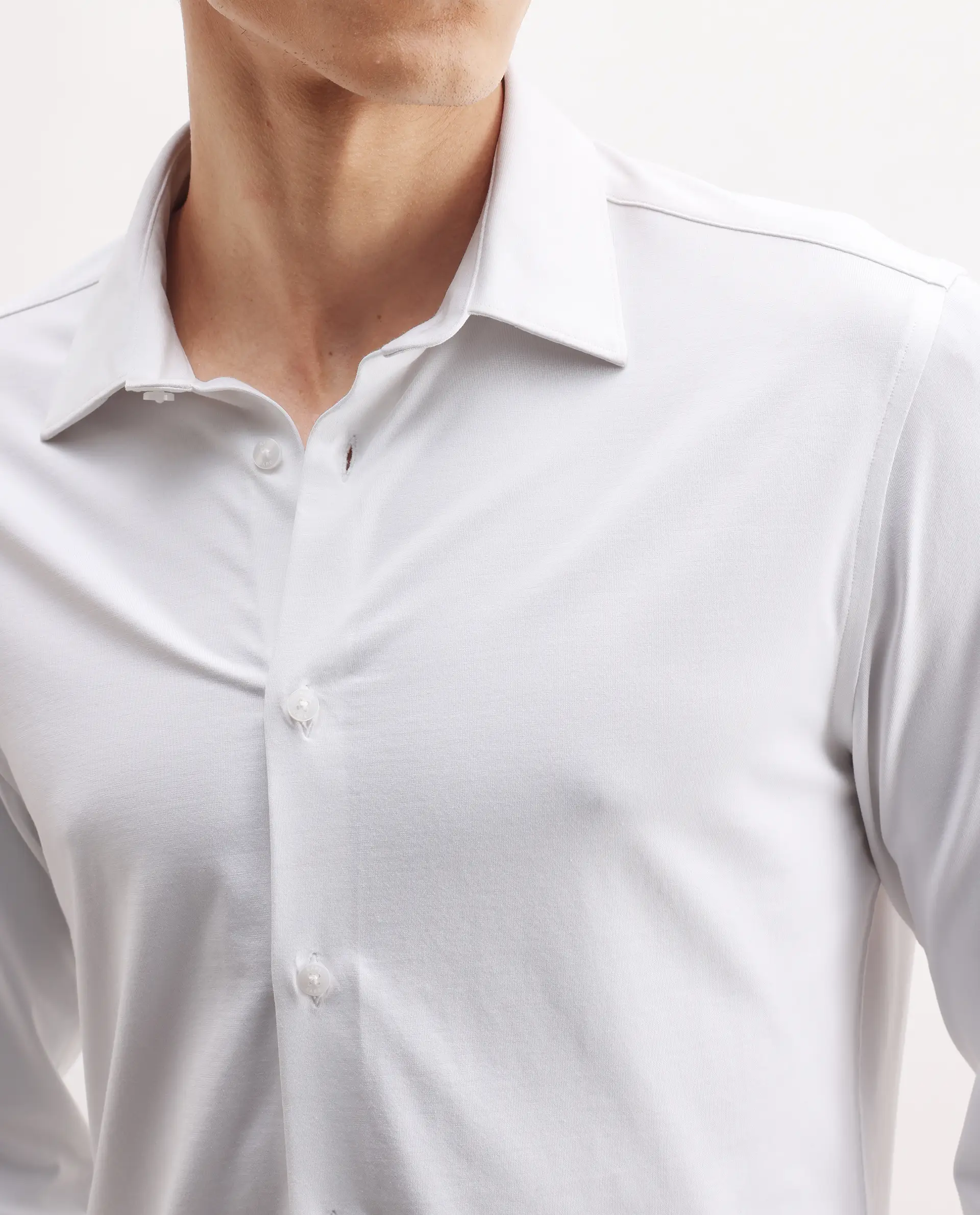 Rare Rabbit Men's Tour-25 White Cotton Blend Plain Regular Fit Full Sleeve Collared Shirt - Image 4