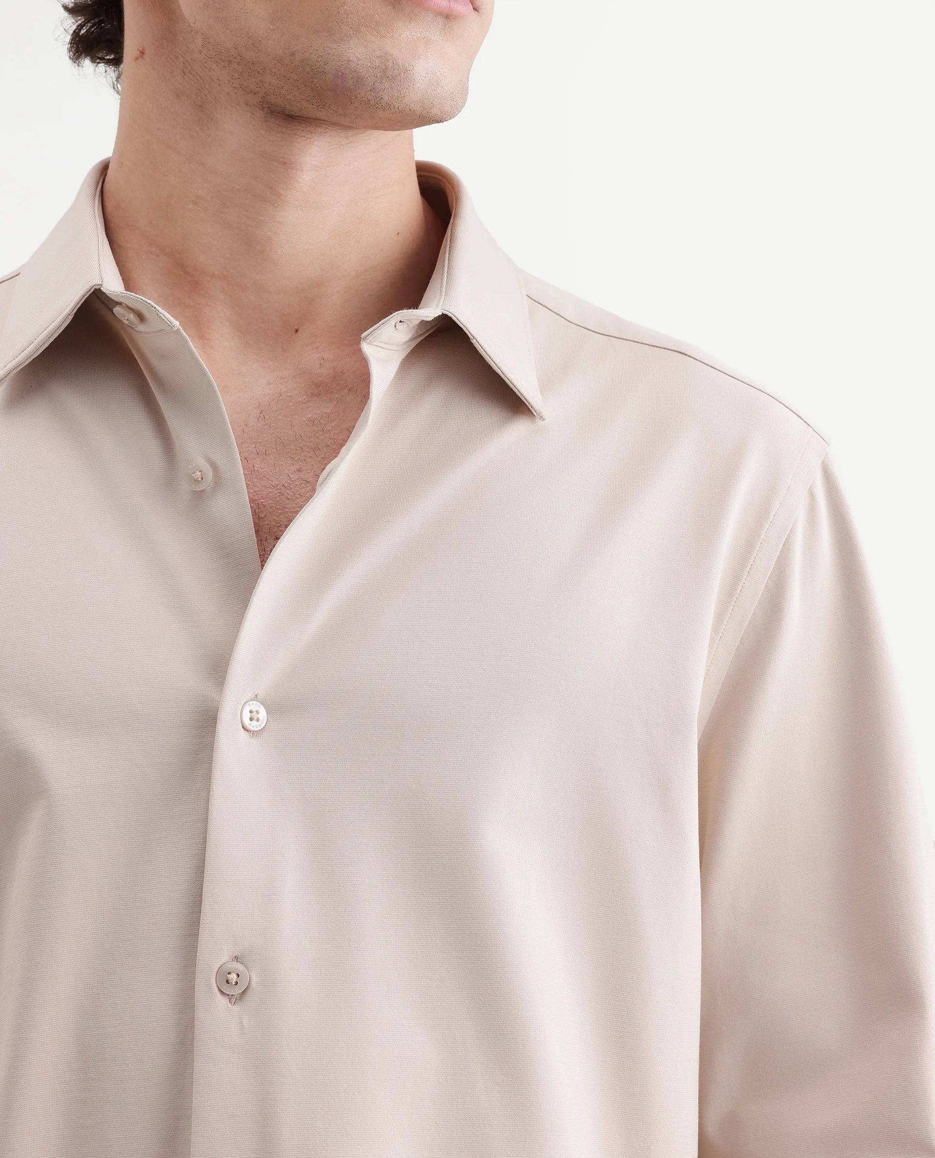 Rare Rabbit Men's Tour-Aw26 Beige Cotton Blend Spread Collar Regular Plain Shirt - Image 5