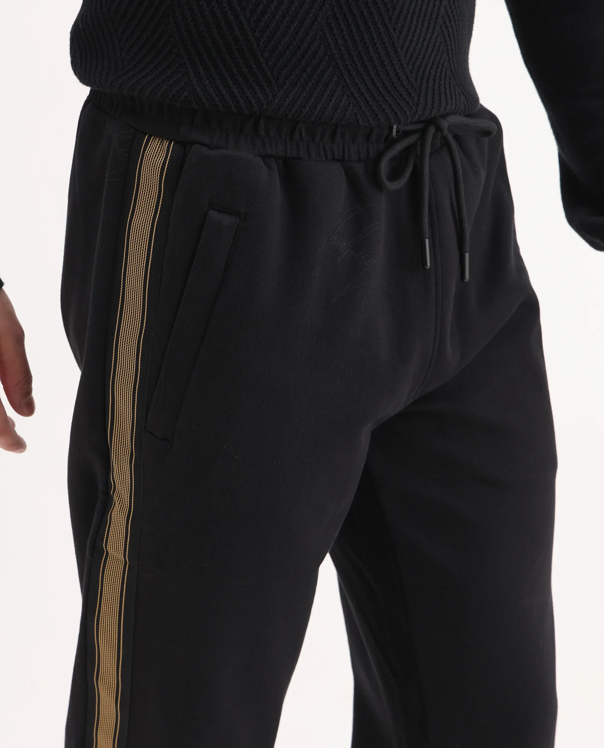 Rare Rabbit Men's Tracksign Black Cotton Plain Regular Fit Trouser - Image 7