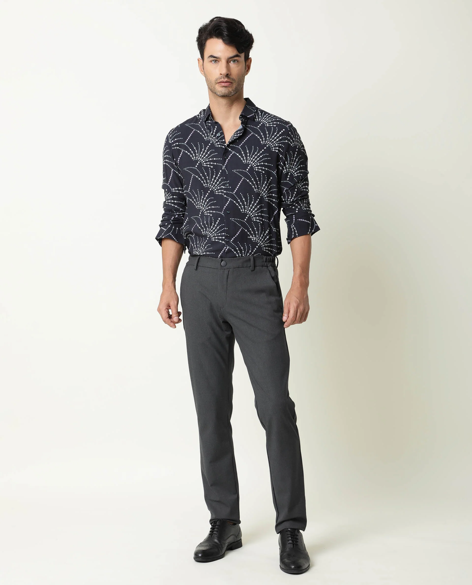 Rare Rabbit Men's Travel Grey Solid Slim Fit Mid Rise Trousers