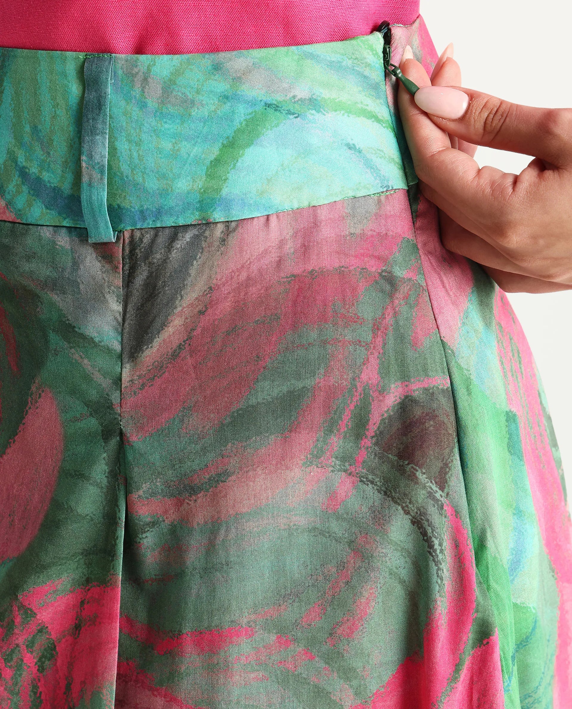 Rareism Women's Treviso Dusky Polyester Abstract Print Midi Flared Skirt - Image 5