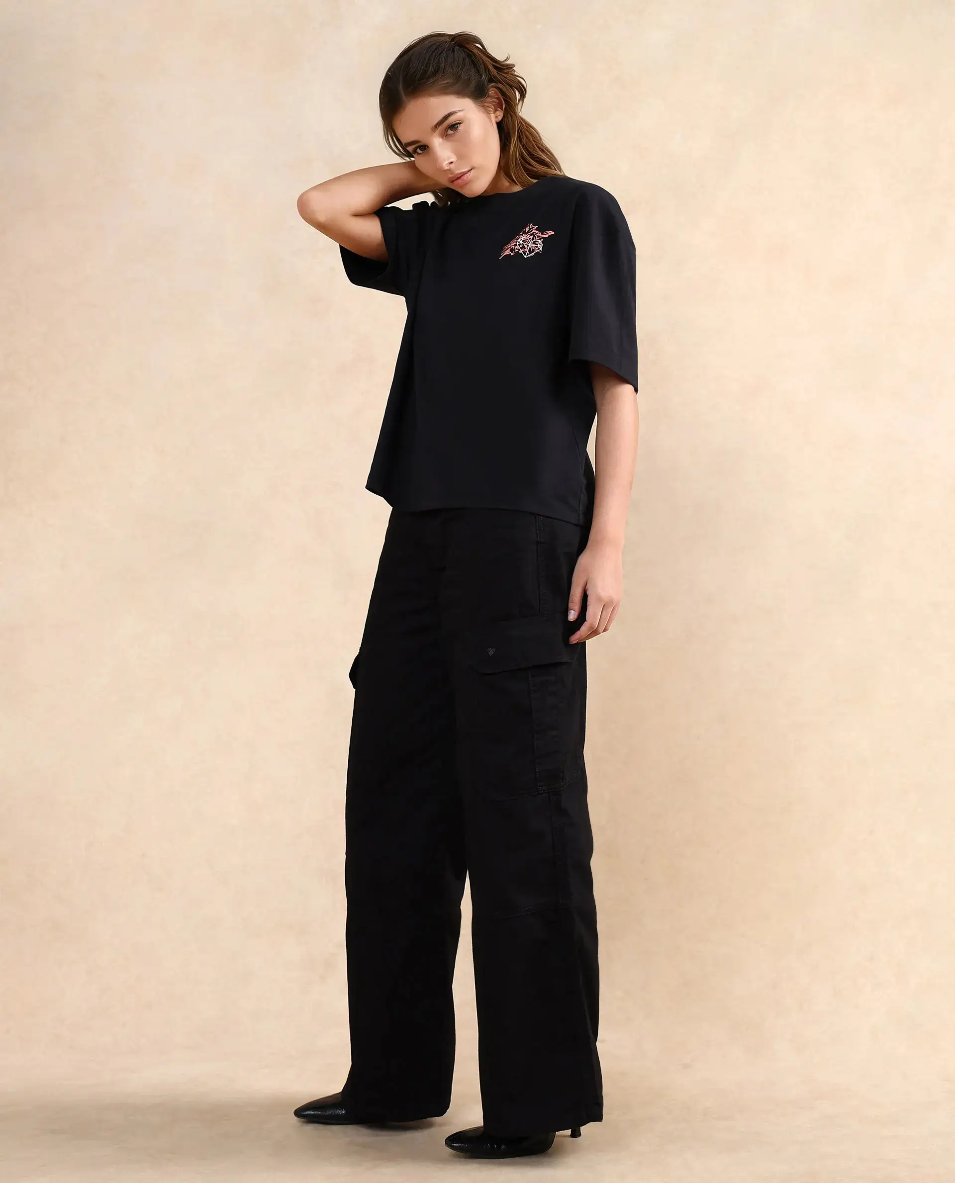 Rareism Women's Trill Black Cotton Crew Neck Graphic Print Oversized T-Shirt - Image 7