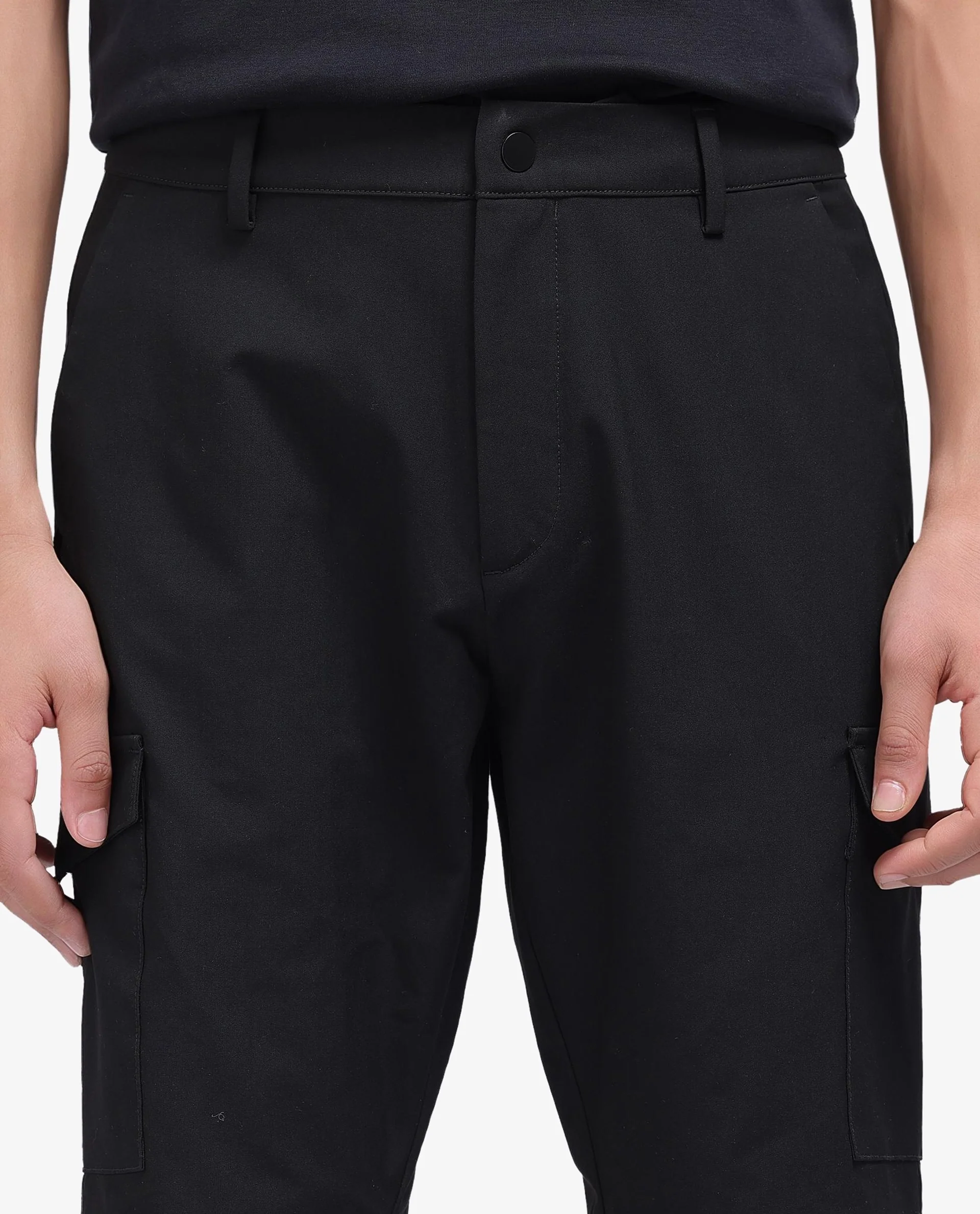 Rare Rabbit Men's Tripco Black Polyester Blend Plain Relaxed Fit Shorts - Image 7
