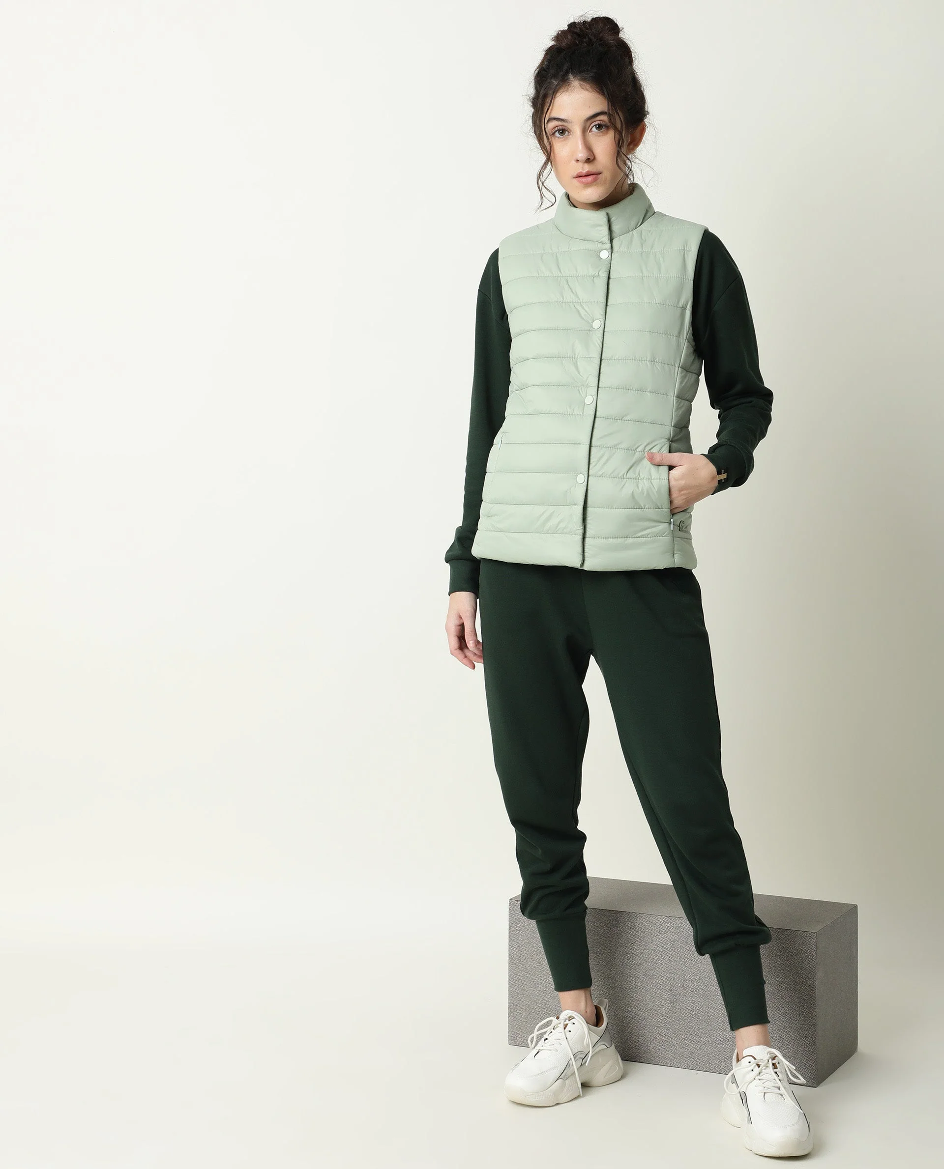 Rareism Women's Trunk Green Hooded Plain Sleeveless Regular Fit Jacket - Image 7