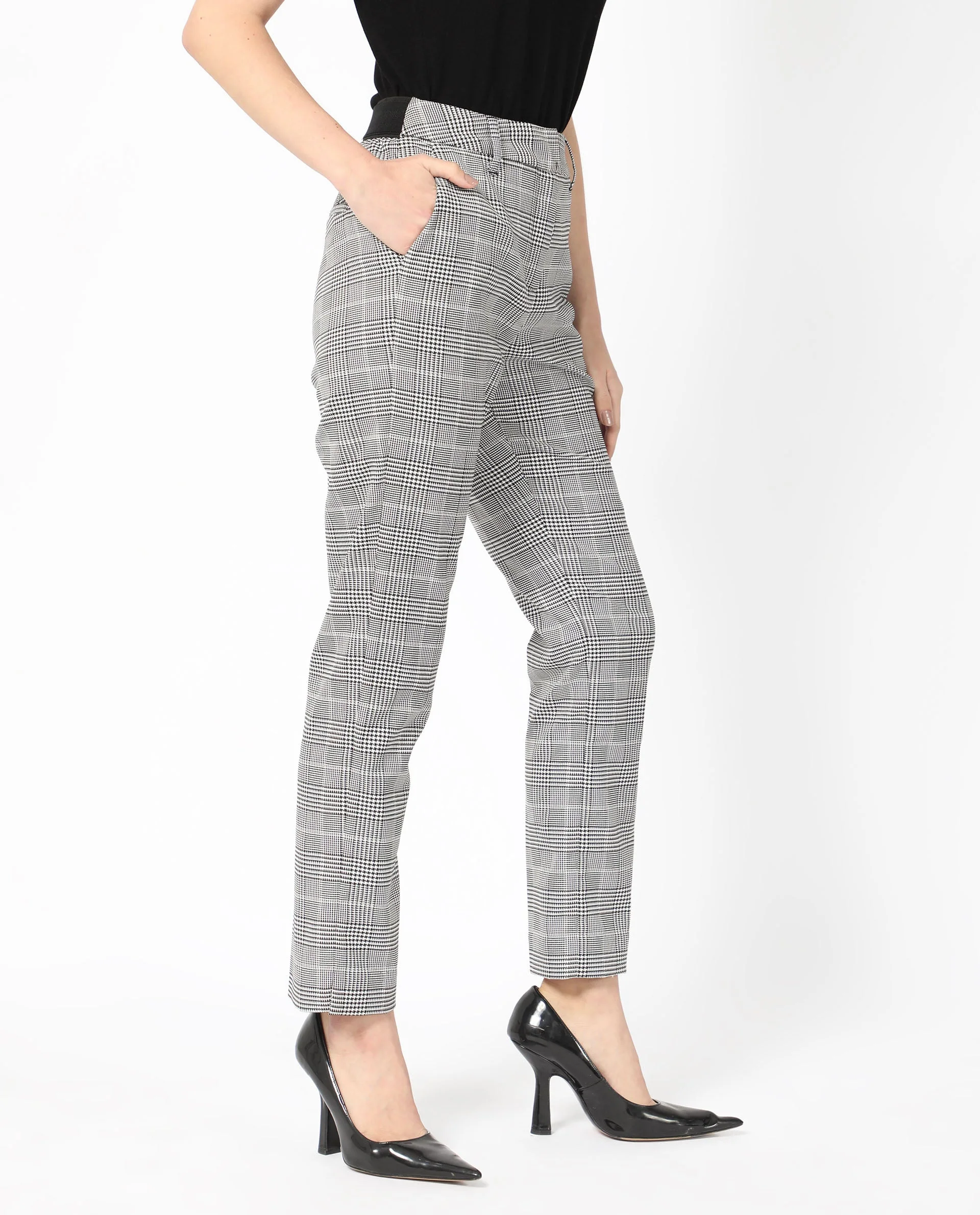 Rareism Women's Tucila Black Polyester Checked Ankle Length Tailored Trouser - Image 6