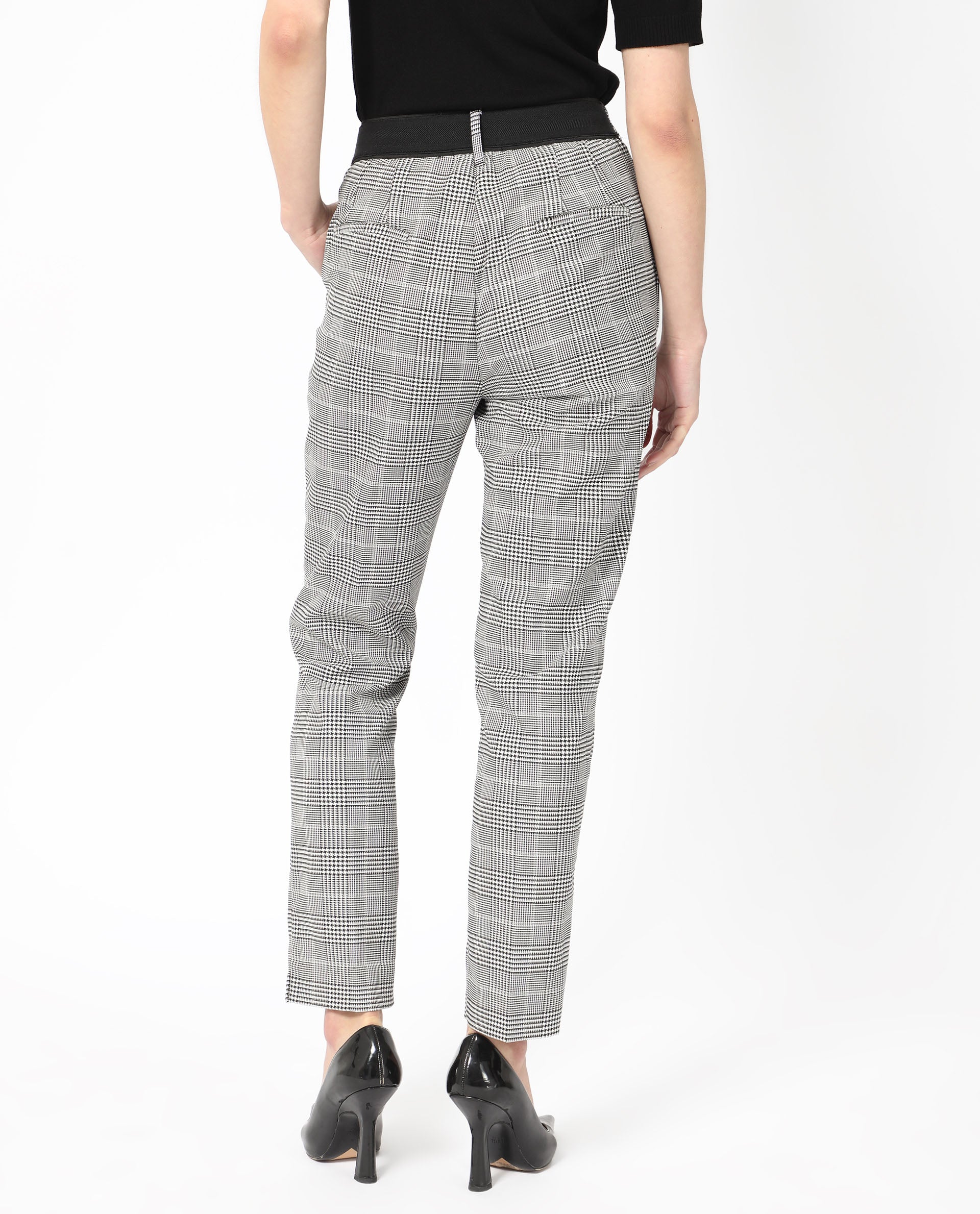 Rareism Women's Tucila Black Polyester Checked Ankle Length Tailored Trouser - Image 9