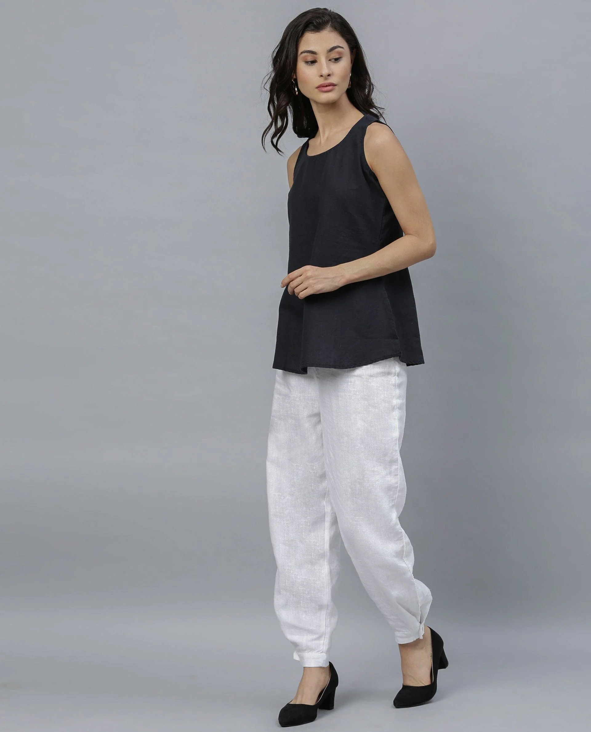 Rareism Women Tune White Trousers