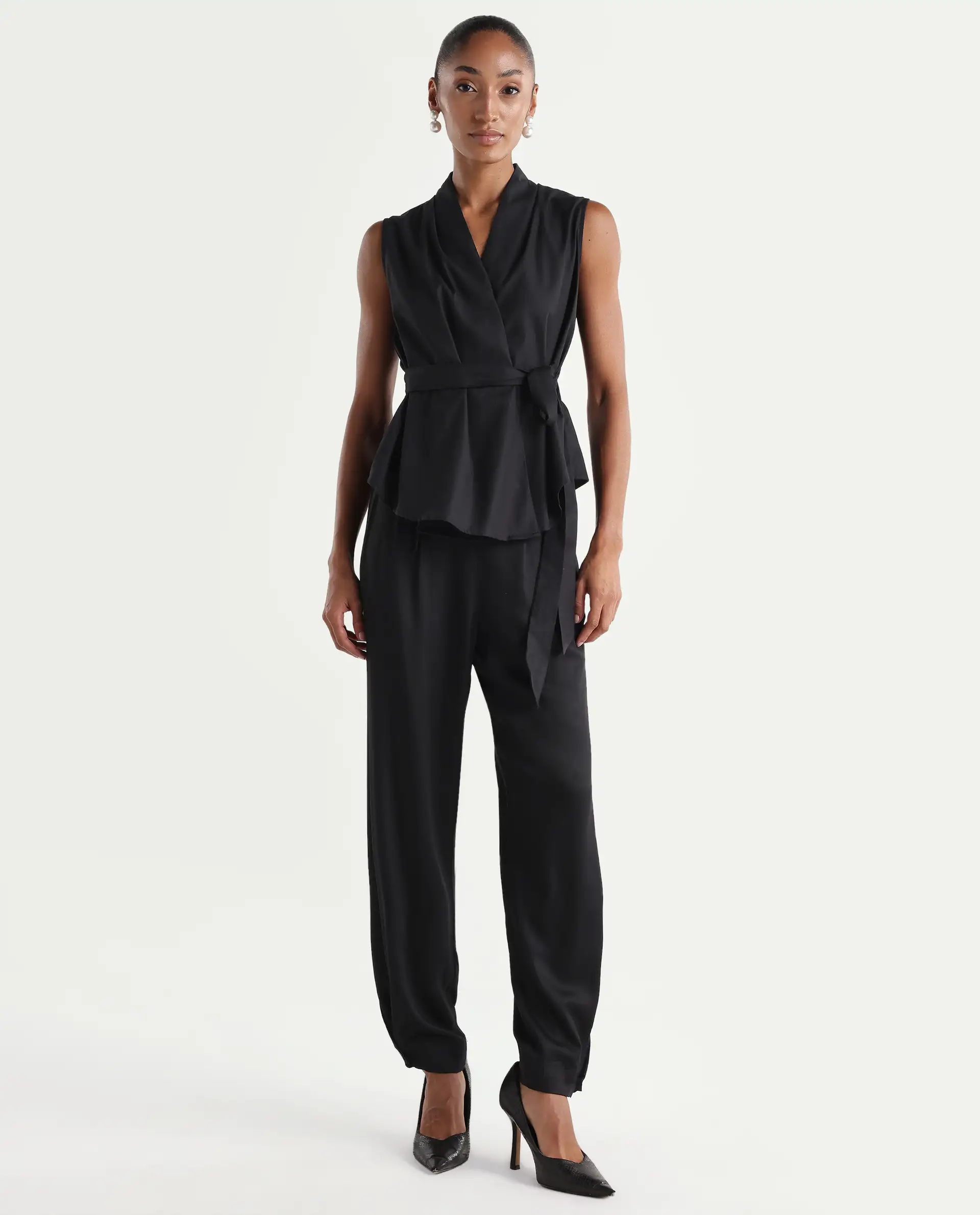 Rareism Women's Tuno Black Linen Blend Carrot Plain Trouser - Image 3