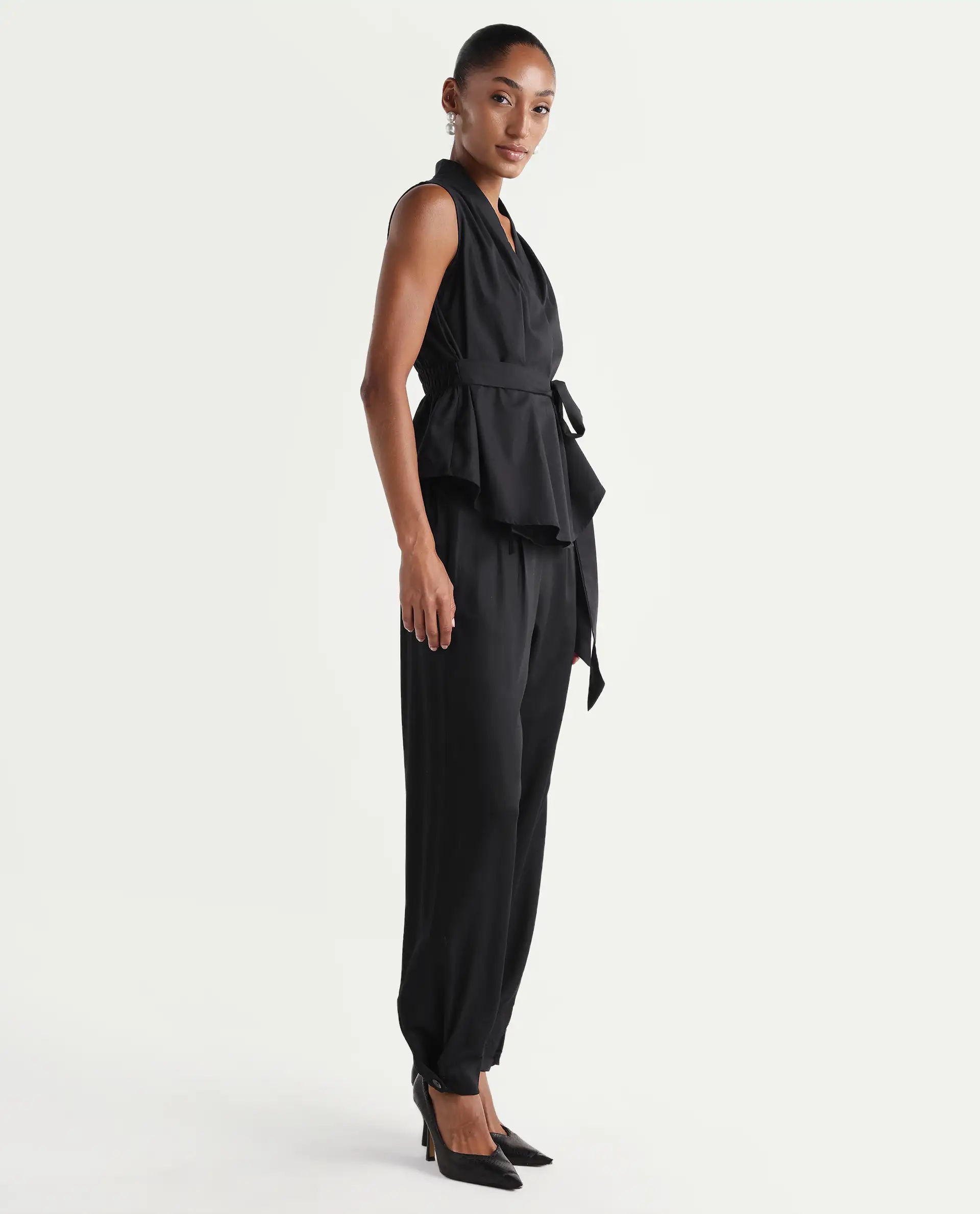 Rareism Women's Tuno Black Linen Blend Carrot Plain Trouser - Image 6
