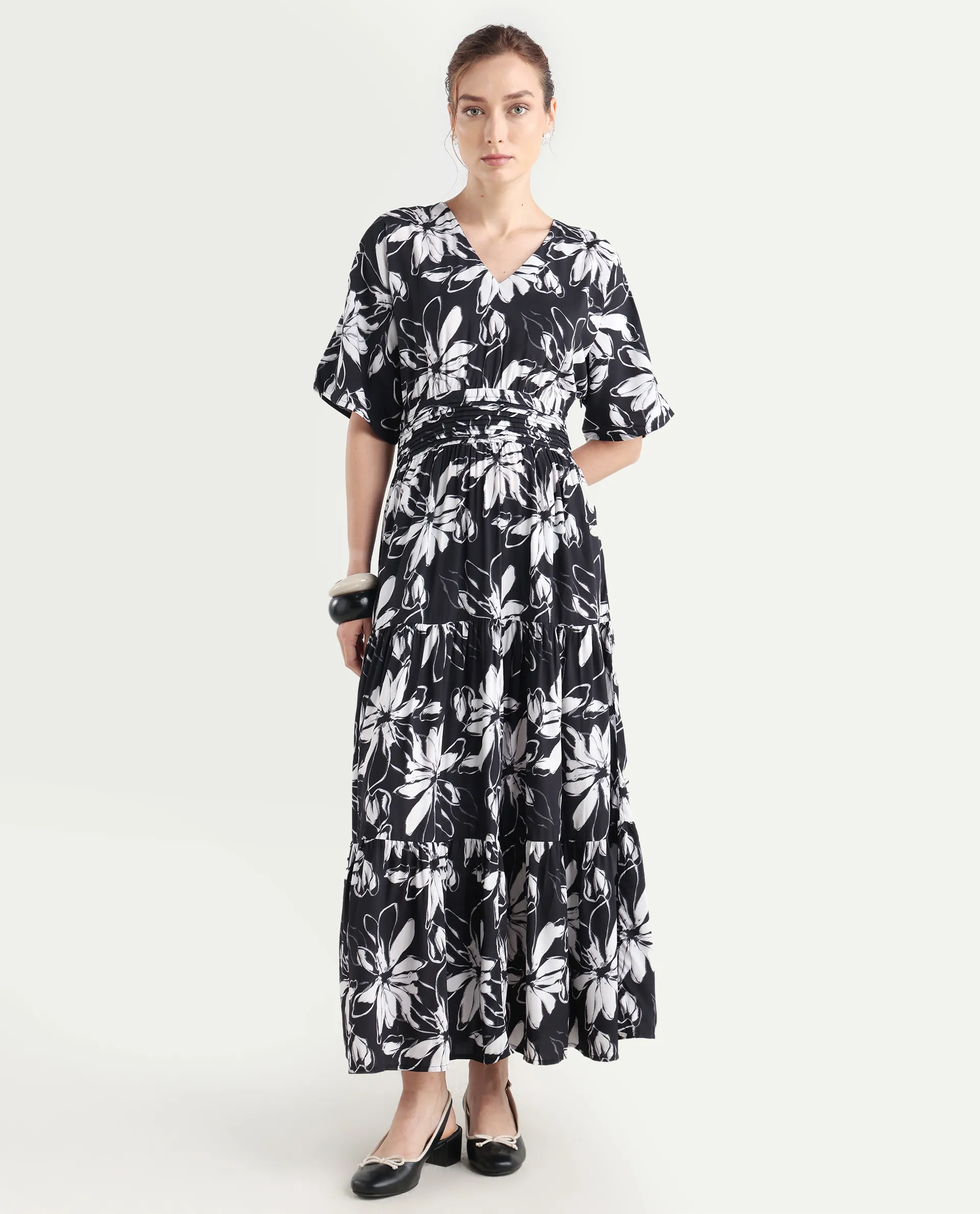 Rareism Women's Tuzio Black Viscose V-Neck Floral Print Extended Sleeves Maxi Fit And Flare Dress - Image 2