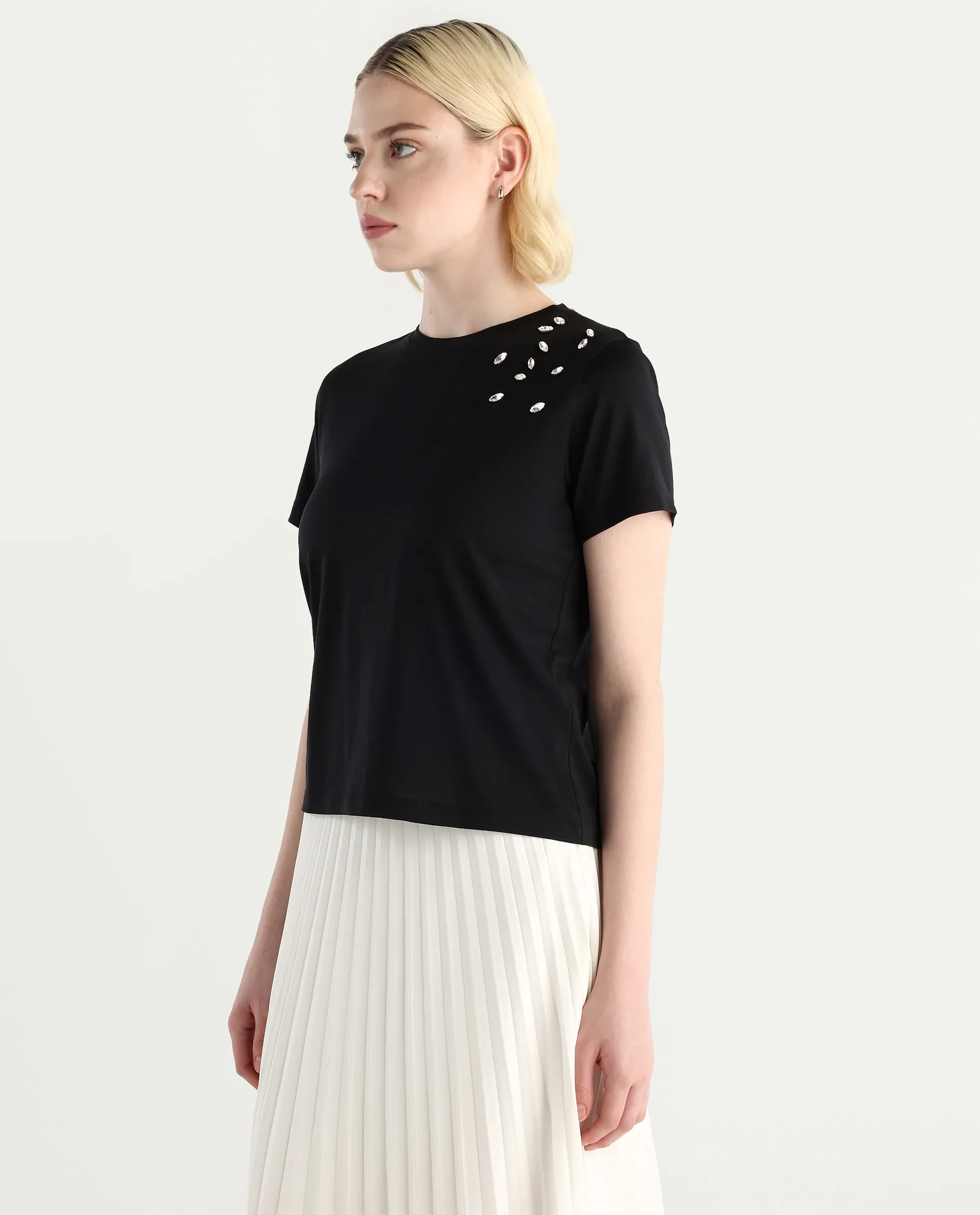 Rareism Women's Twen Black Cotton Crew Neck Regular Fit Printed T-Shirt - Image 5