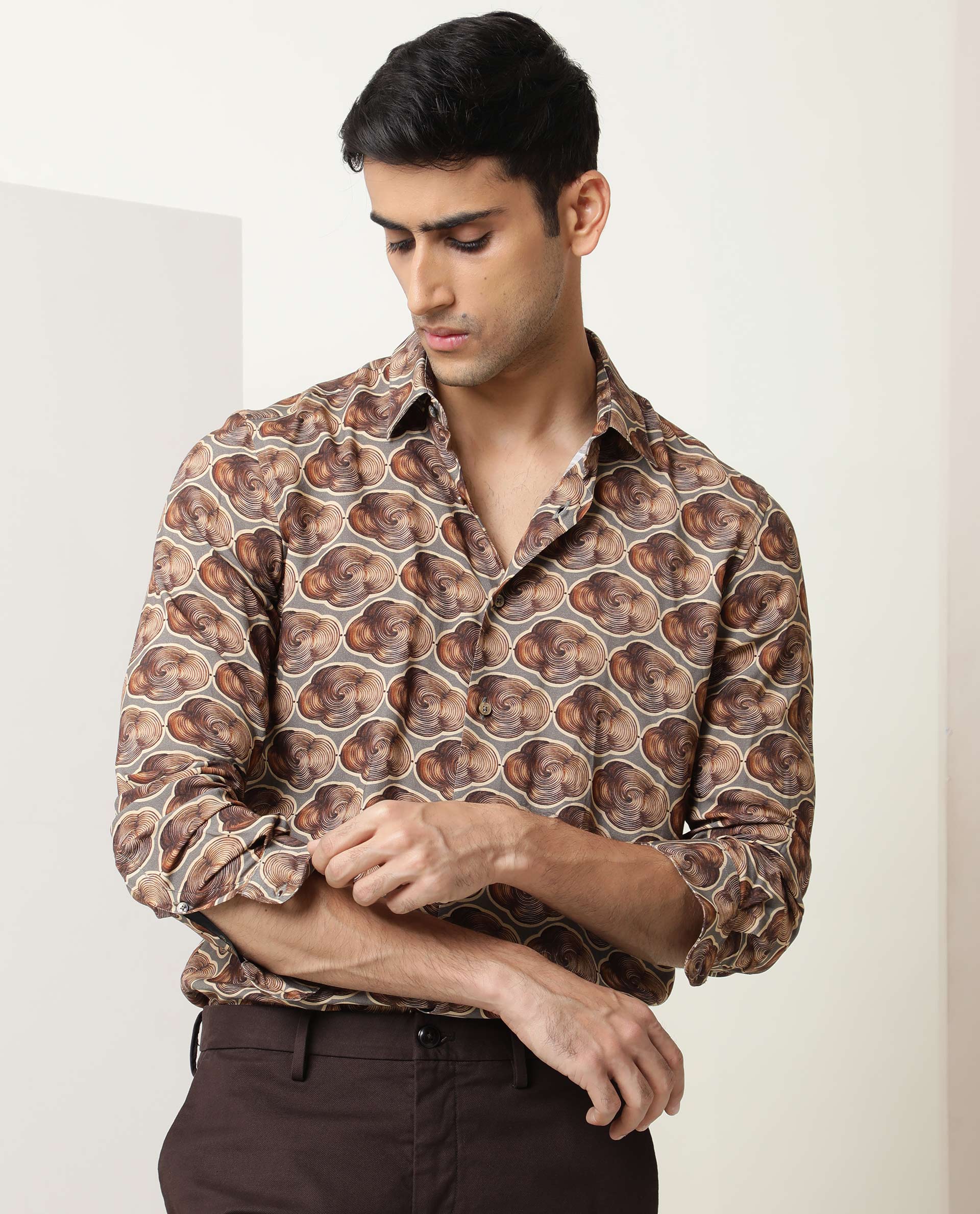 Rare Rabbit Men's Tymon Ls Grey Viscose Geometric Print Regular Fit Full Sleeve Collared Shirt - Image 5