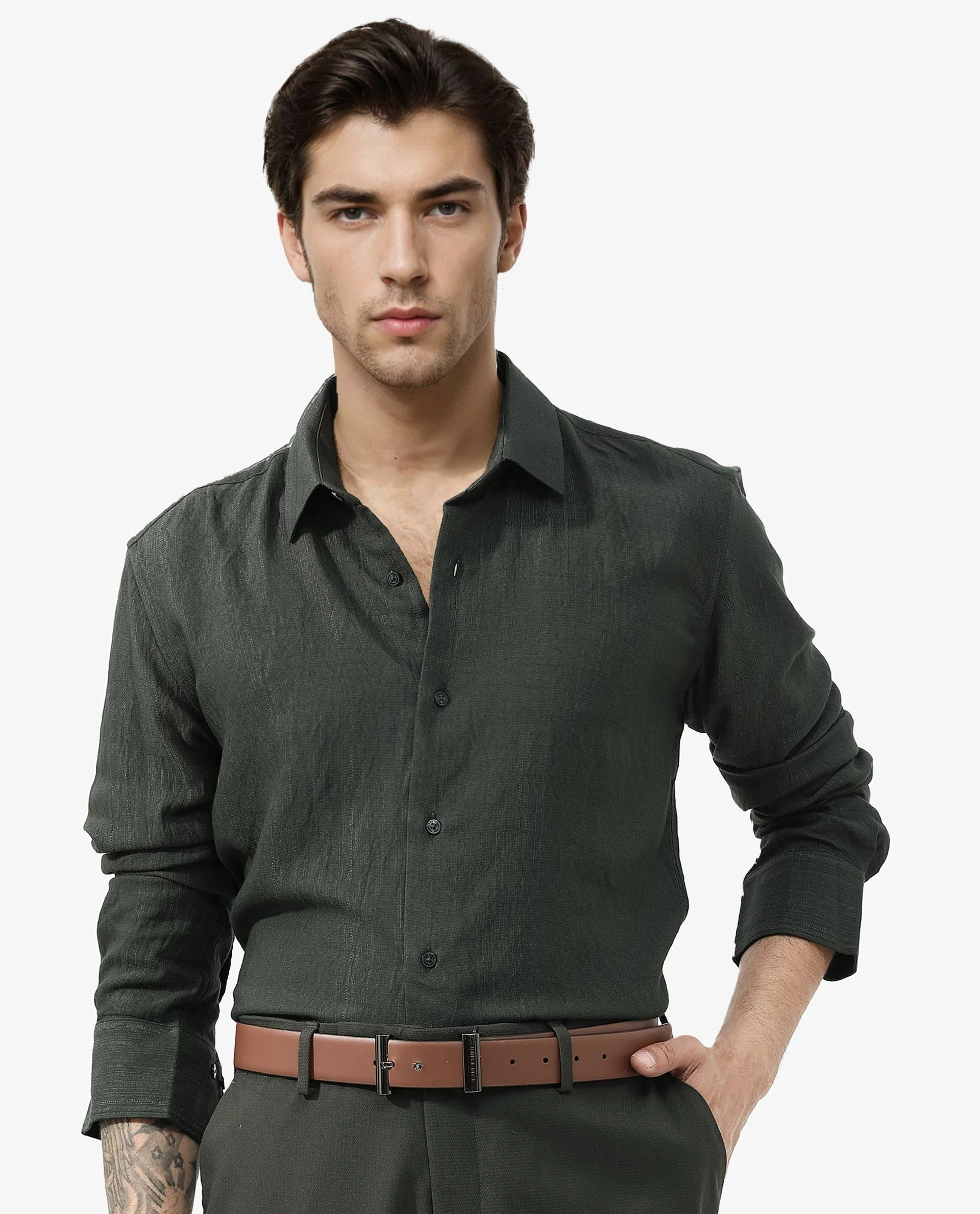 Rare Rabbit Men's Ufa Green Viscose Plain Regular Fit Full Sleeve Collared Shirt