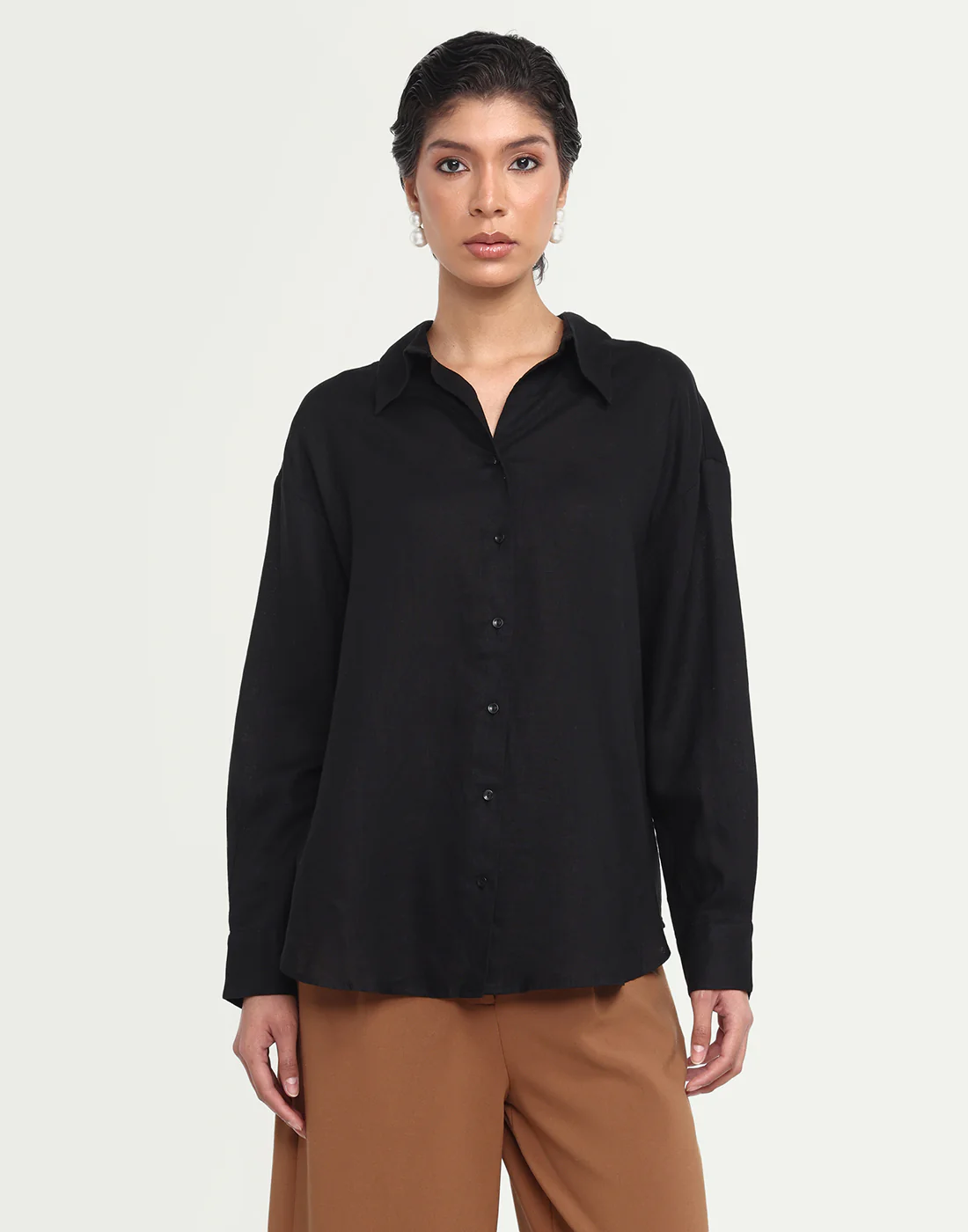 Rareism Women's Uganda Black Linen Spread Collar Regular Plain Shirt - Image 3