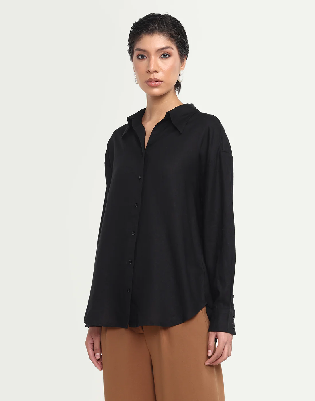 Rareism Women's Uganda Black Linen Spread Collar Regular Plain Shirt - Image 5