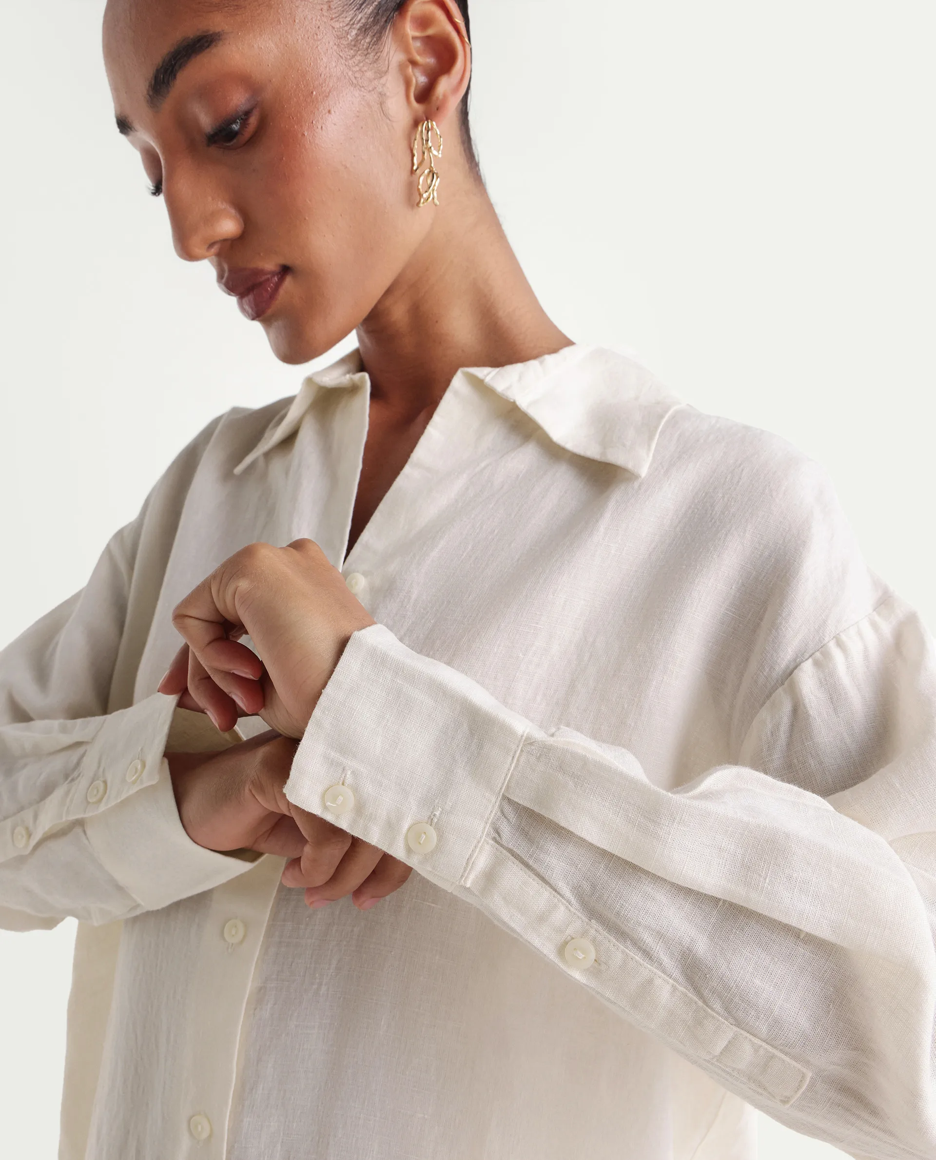 Rareism Women's Uganda White Linen Spread Collar Regular Plain Shirt - Image 5