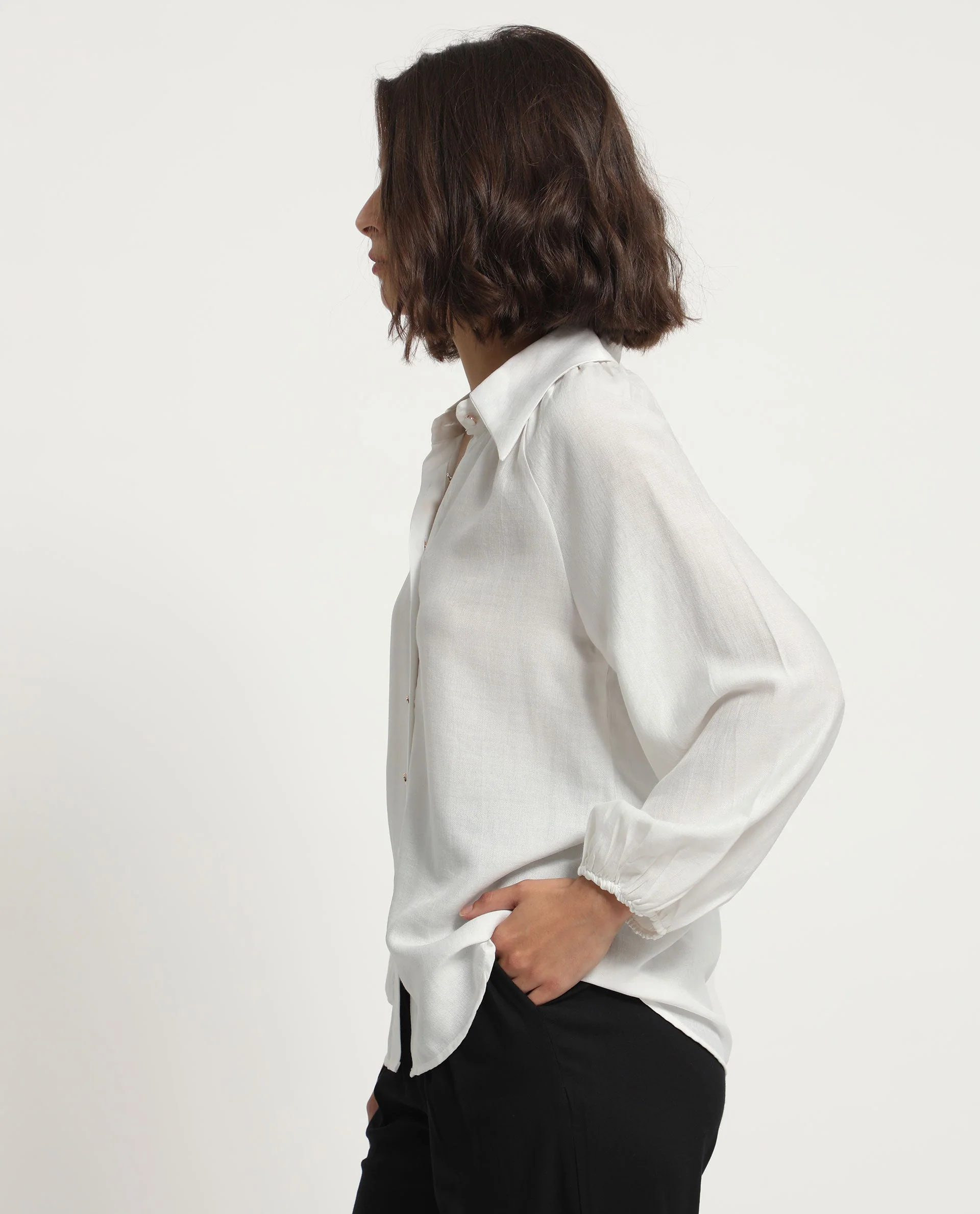 Rareism Women's Ugans White Polyester Spread Collar Plain Balloon Sleeve Relaxed Fit Top - Image 6