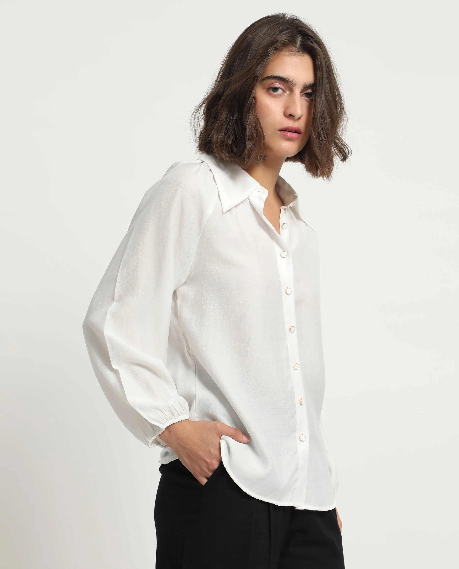 Rareism Women's Ugans White Polyester Spread Collar Plain Balloon Sleeve Relaxed Fit Top - Image 7