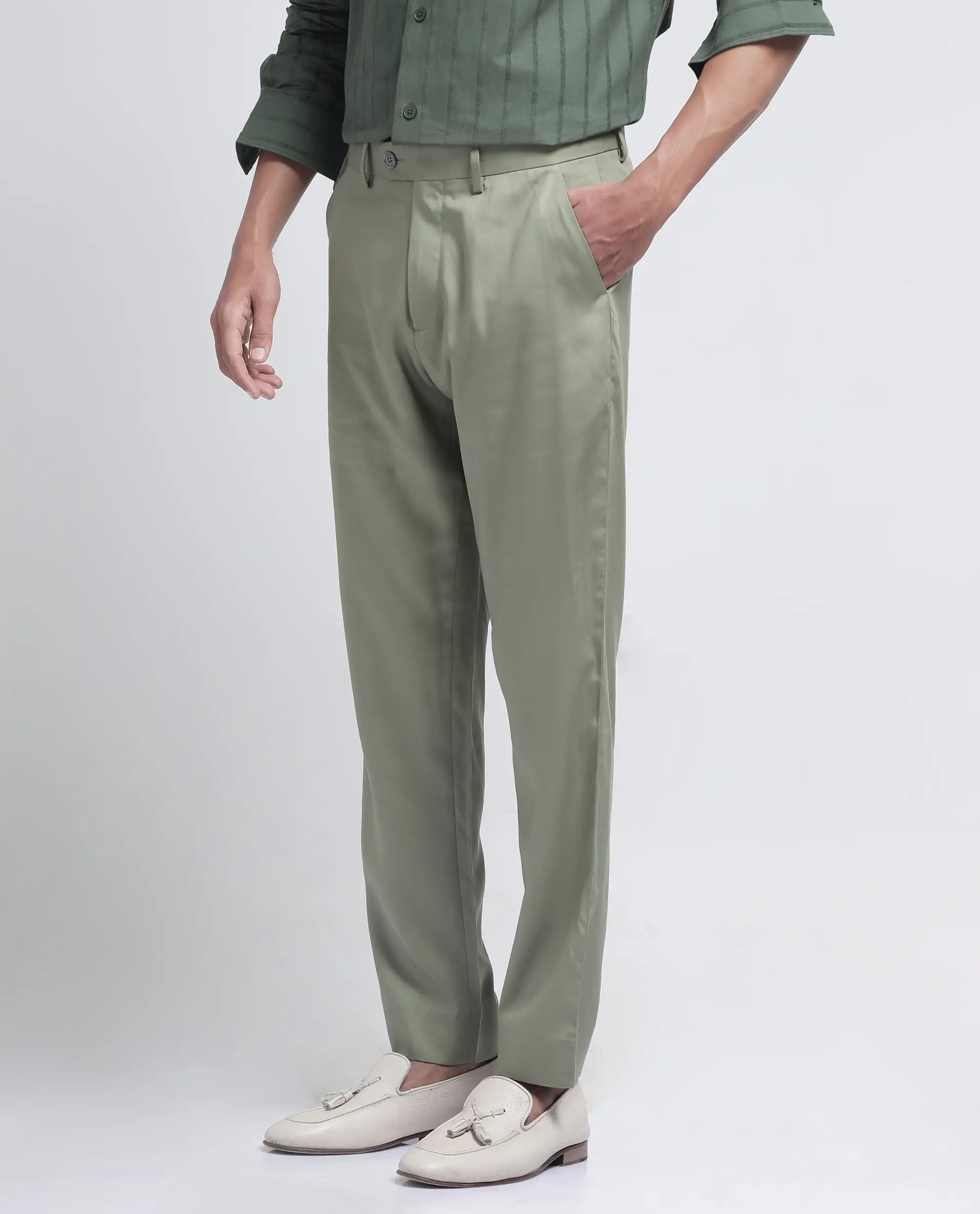 Rare Rabbit Men's Ugo Dusky Green Cotton Blend Plain Regular Fit Trouser - Image 5