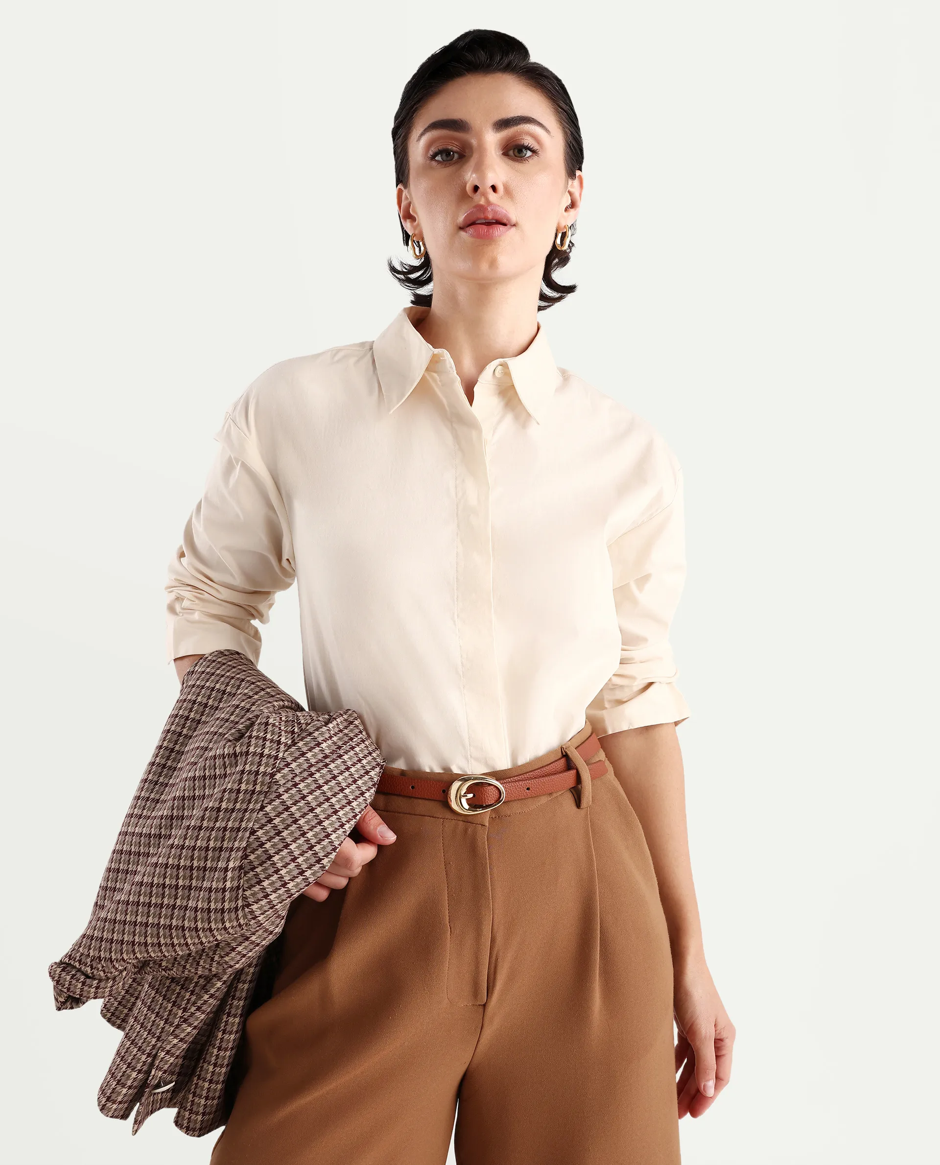 Rareism Women's Uiko Beige Cotton Blend Spread Collar Plain Cuffed Sleeve Regular Fit Shirt - Image 2