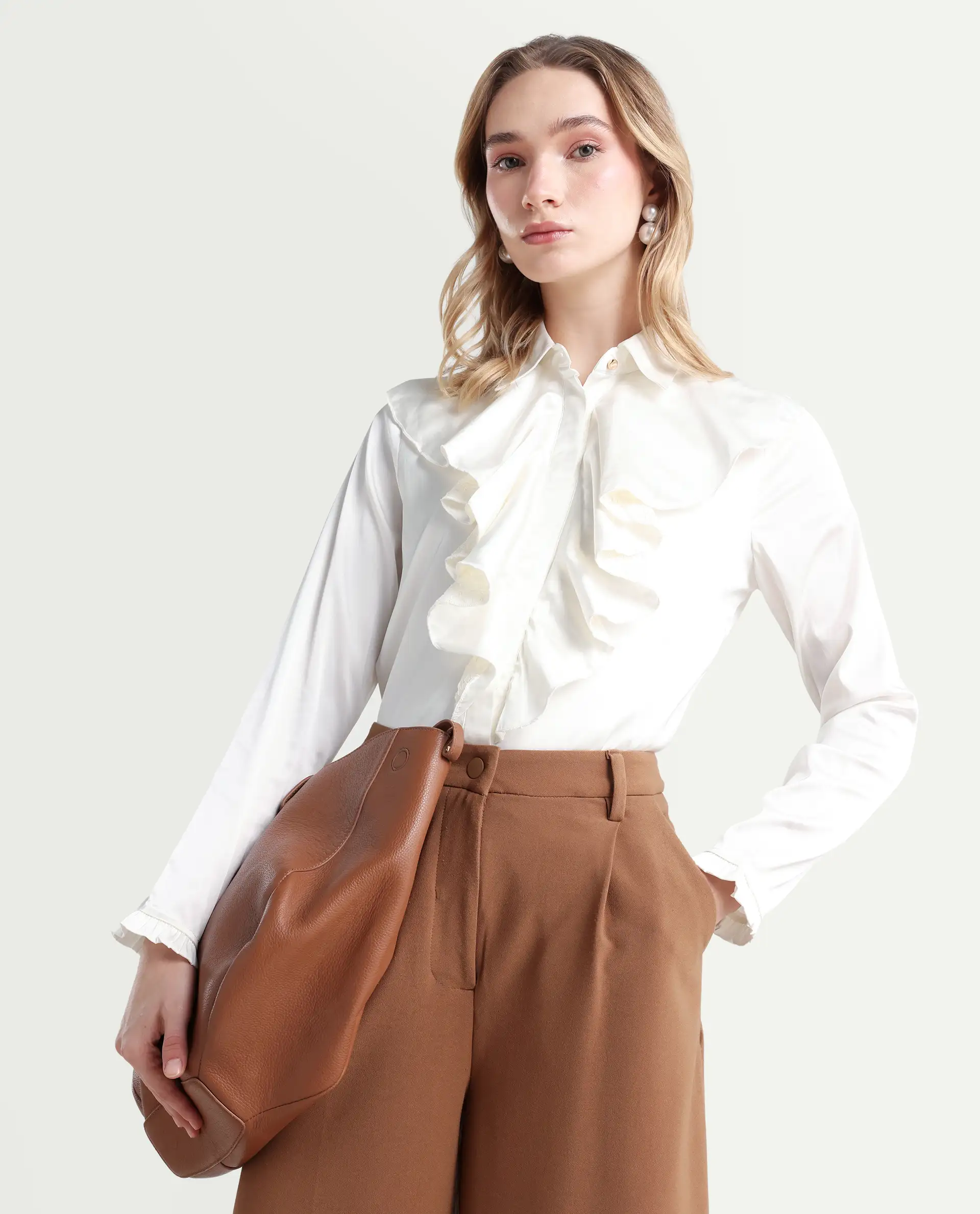 Rareism Women's Uitson Off White Polyester Sweetheart Neck Plain Raglan Sleeve Relaxed Fit Top