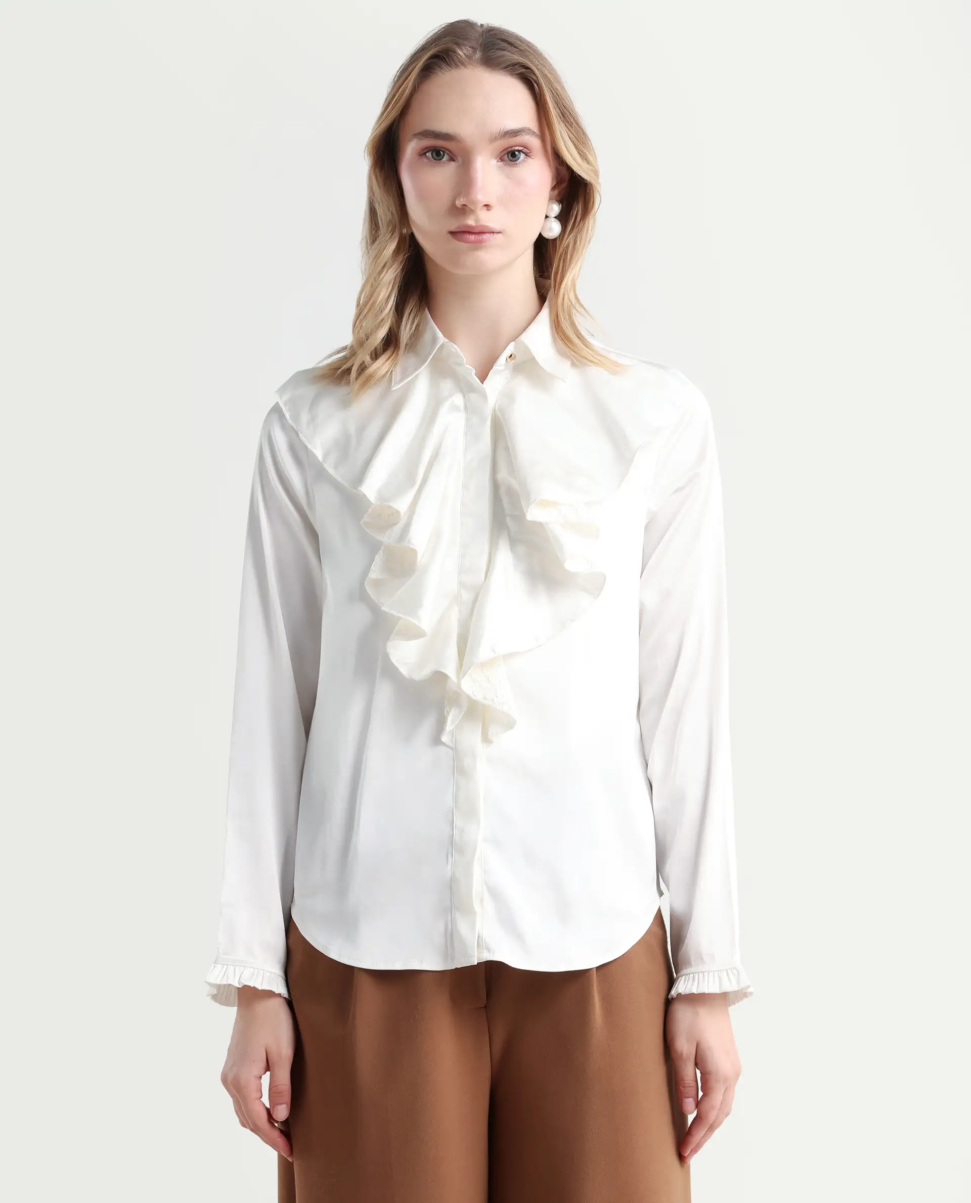 Rareism Women's Uitson Off White Polyester Sweetheart Neck Plain Raglan Sleeve Relaxed Fit Top - Image 3