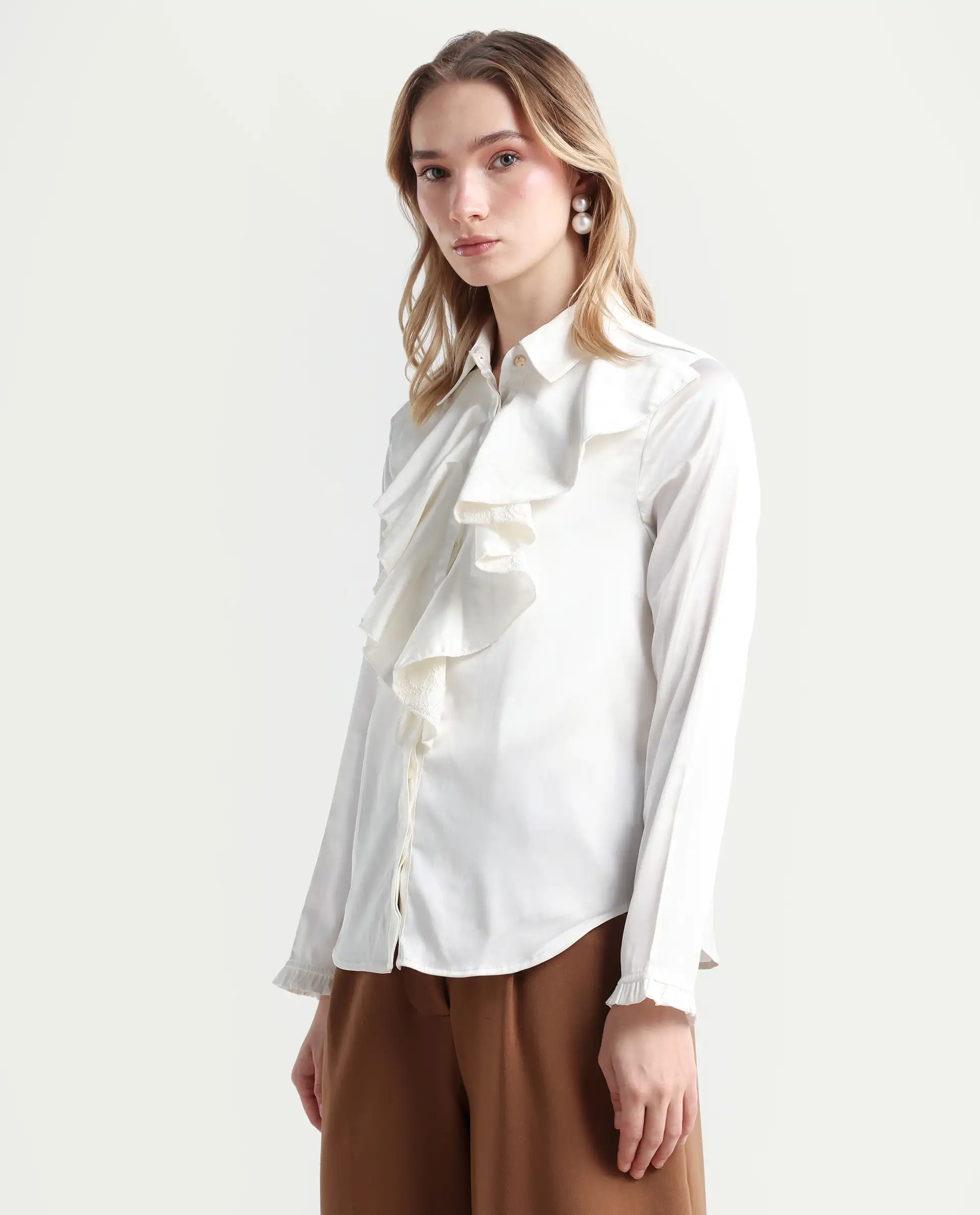 Rareism Women's Uitson Off White Polyester Sweetheart Neck Plain Raglan Sleeve Relaxed Fit Top - Image 5
