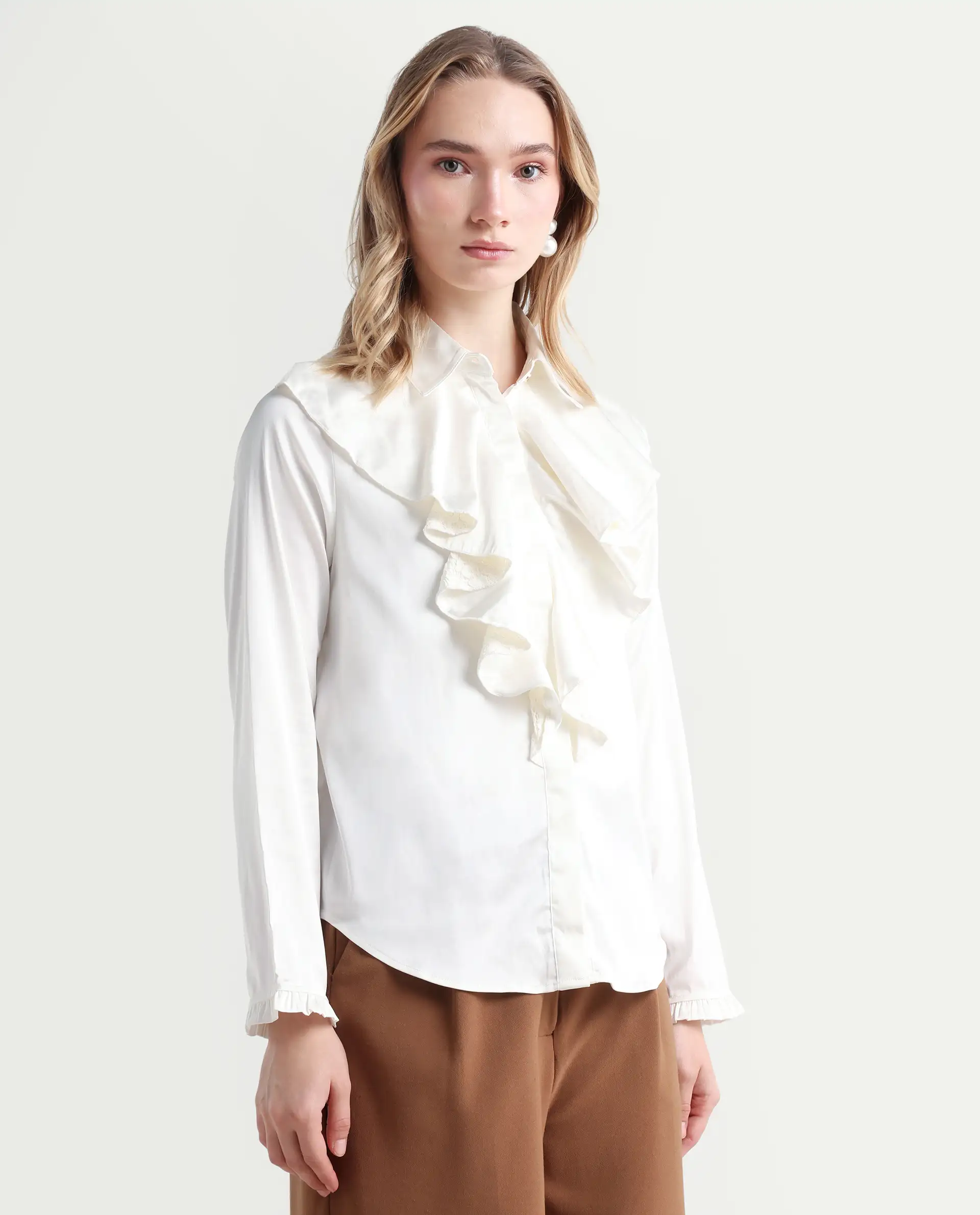 Rareism Women's Uitson Off White Polyester Sweetheart Neck Plain Raglan Sleeve Relaxed Fit Top - Image 6