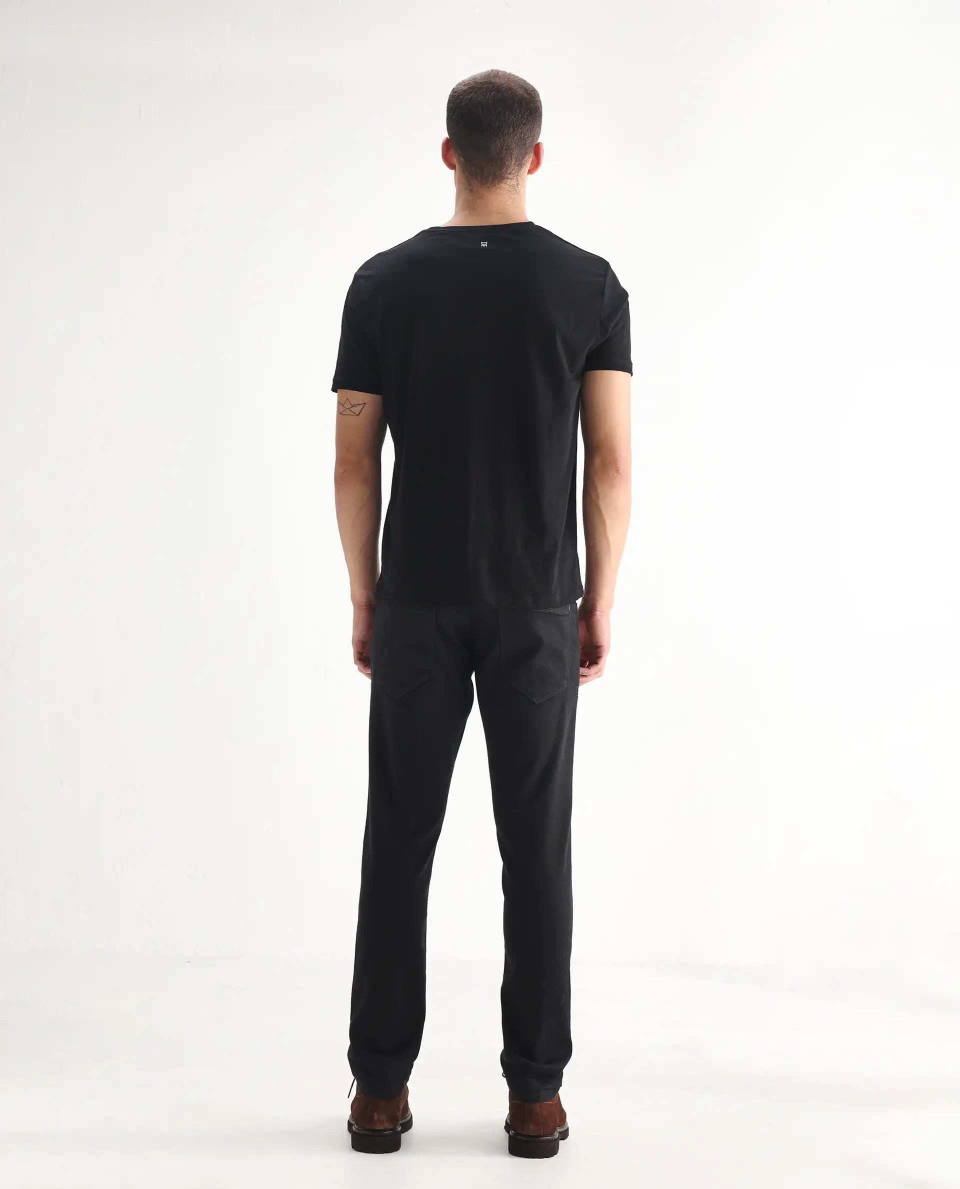 Rare Rabbit Men's Umo Black Cotton Blend Plain Hawk Slim Fit Jeans - Image 9