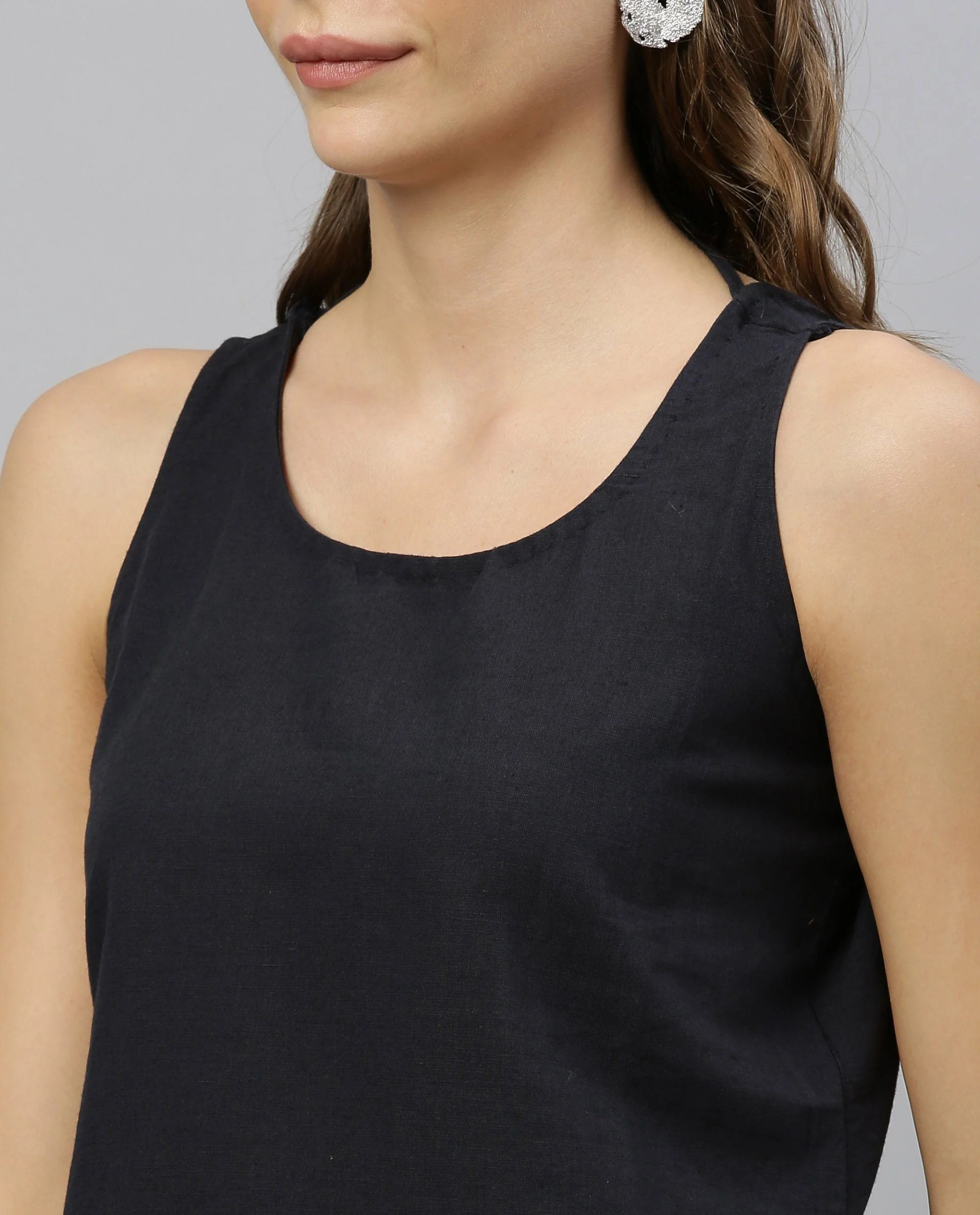 Rareism Women's Unite L Navy Crew Neck Plain Sleeveless Knee Length Regular Fit Top - Image 3