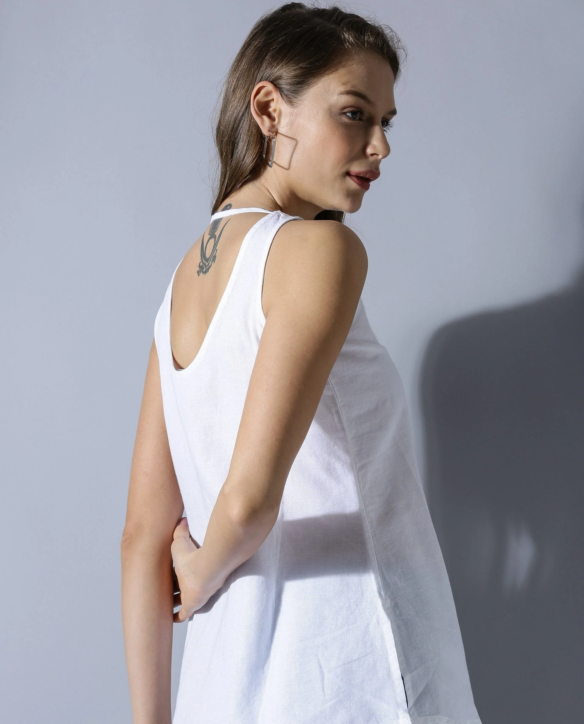 Rareism Women's Unite - L White Boat Neck Plain Sleeveless Knee Length Regular Fit Top - Image 4
