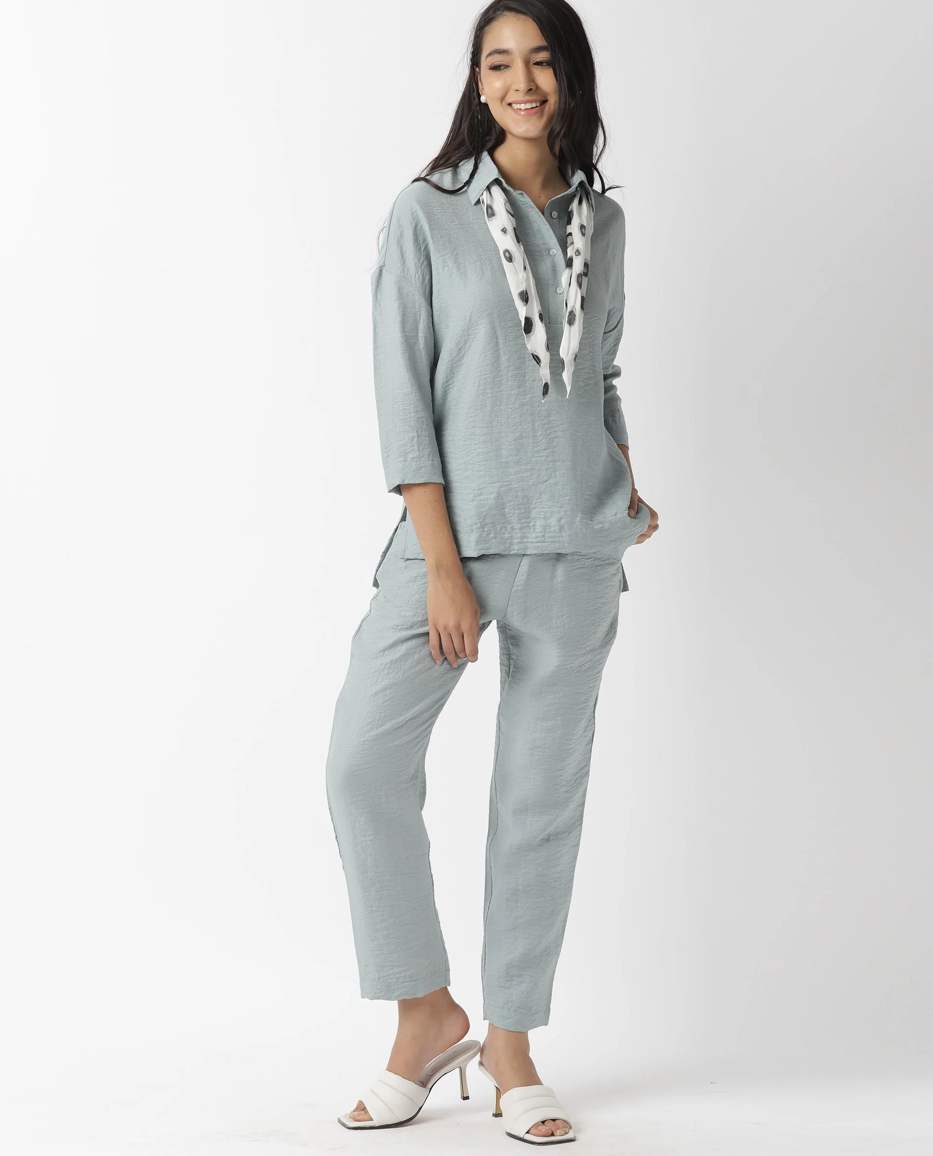 Rareism Women's Uno Green Polyester Plain Ankle Length Tailored Trouser - Image 5